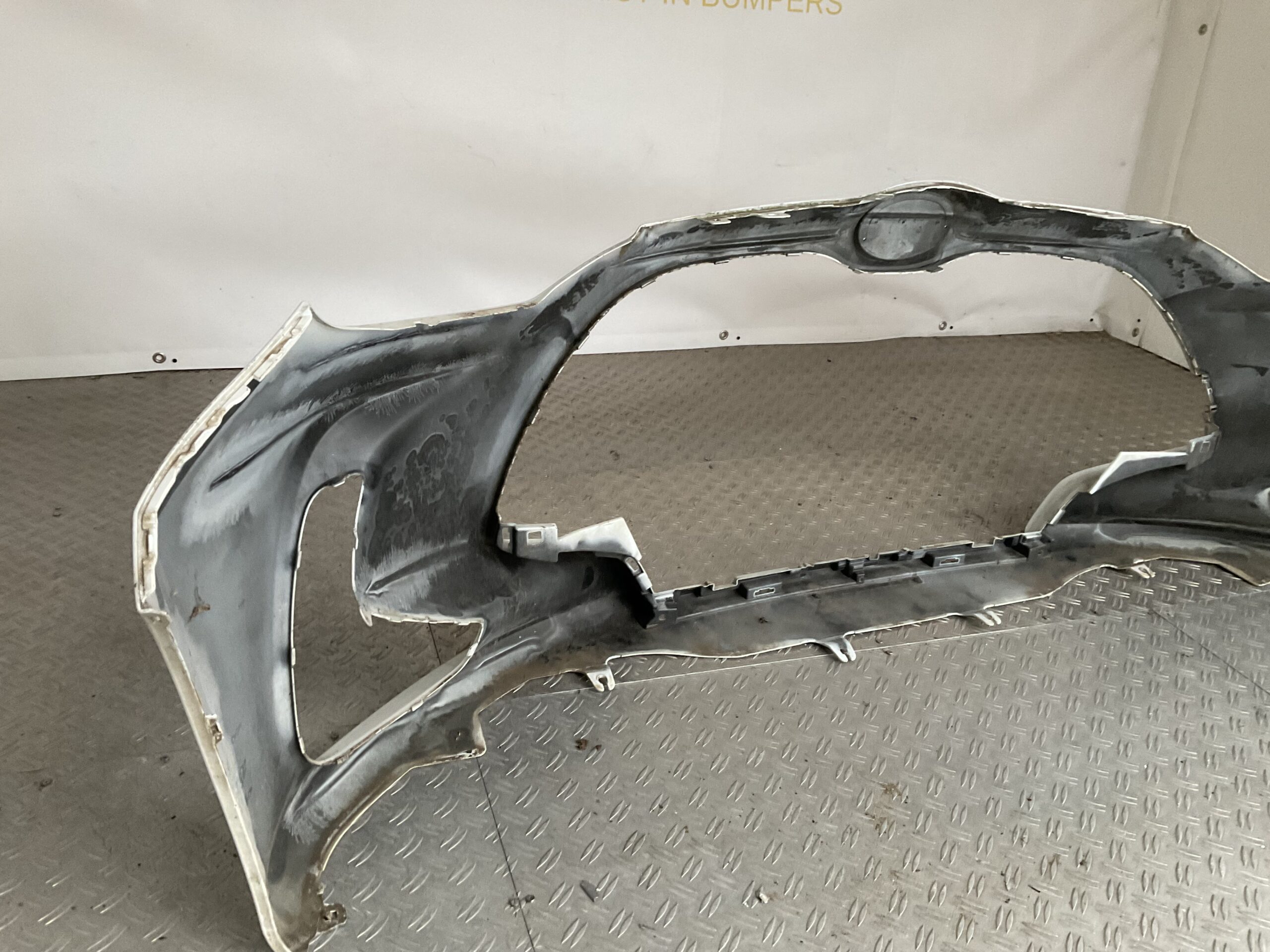 Bumper Toyota Yaris 19-23 52119-0DA00 Voorbumper D7-17616z