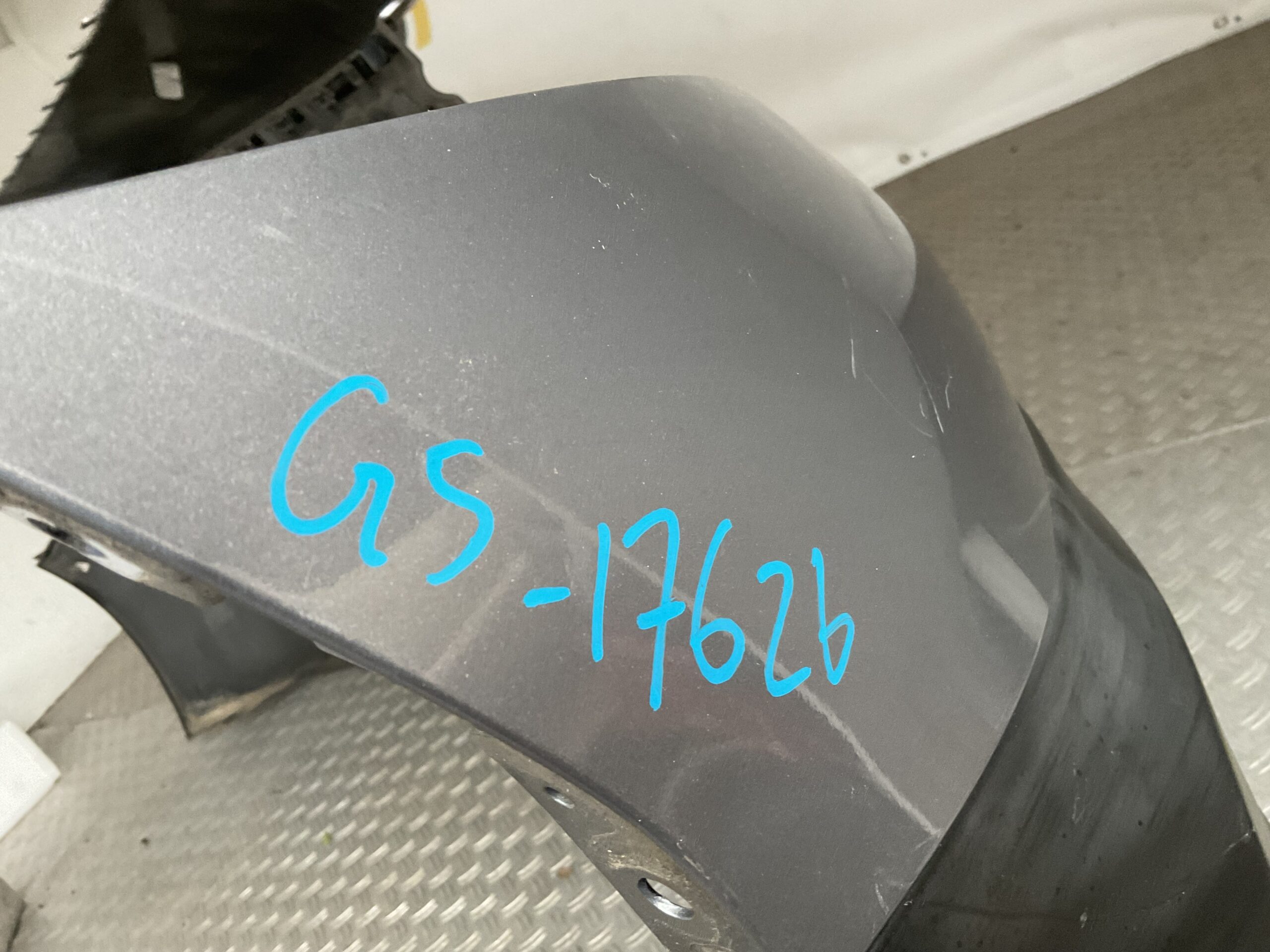 Bumper Opel Vivaro 14-19 9833129877 39201548 Voorbumper G5-17626z