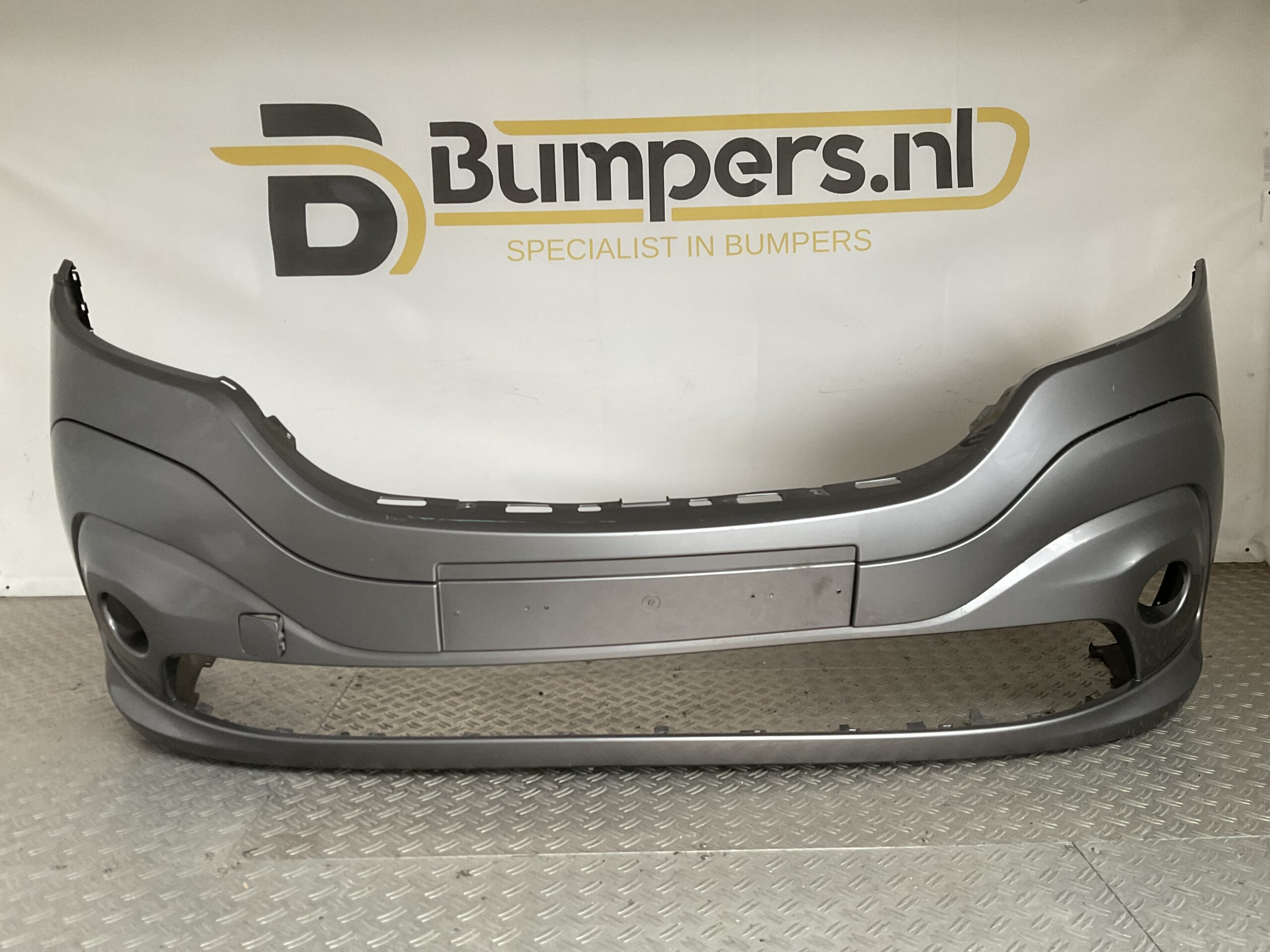 Bumper Renault Trafic 3 2014-2018 620223380R Voorbumper F10-17641z