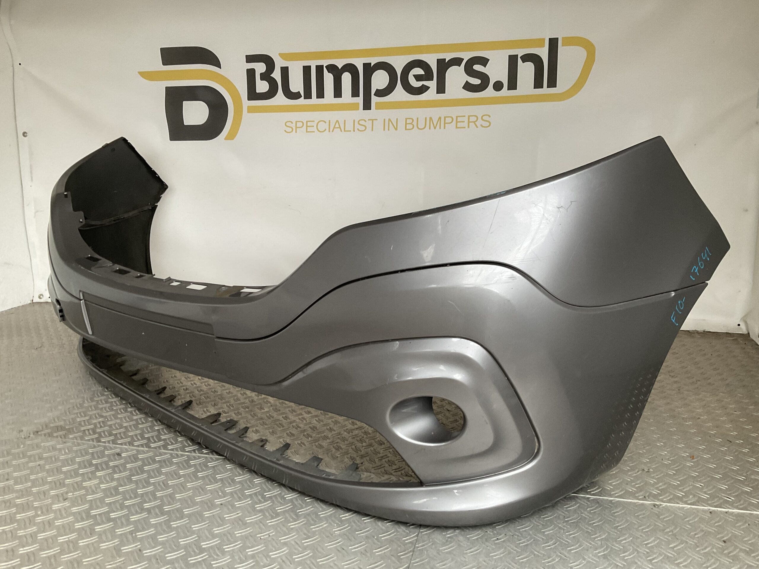 Bumper Renault Trafic 3 2014-2018 620223380R Voorbumper F10-17641z