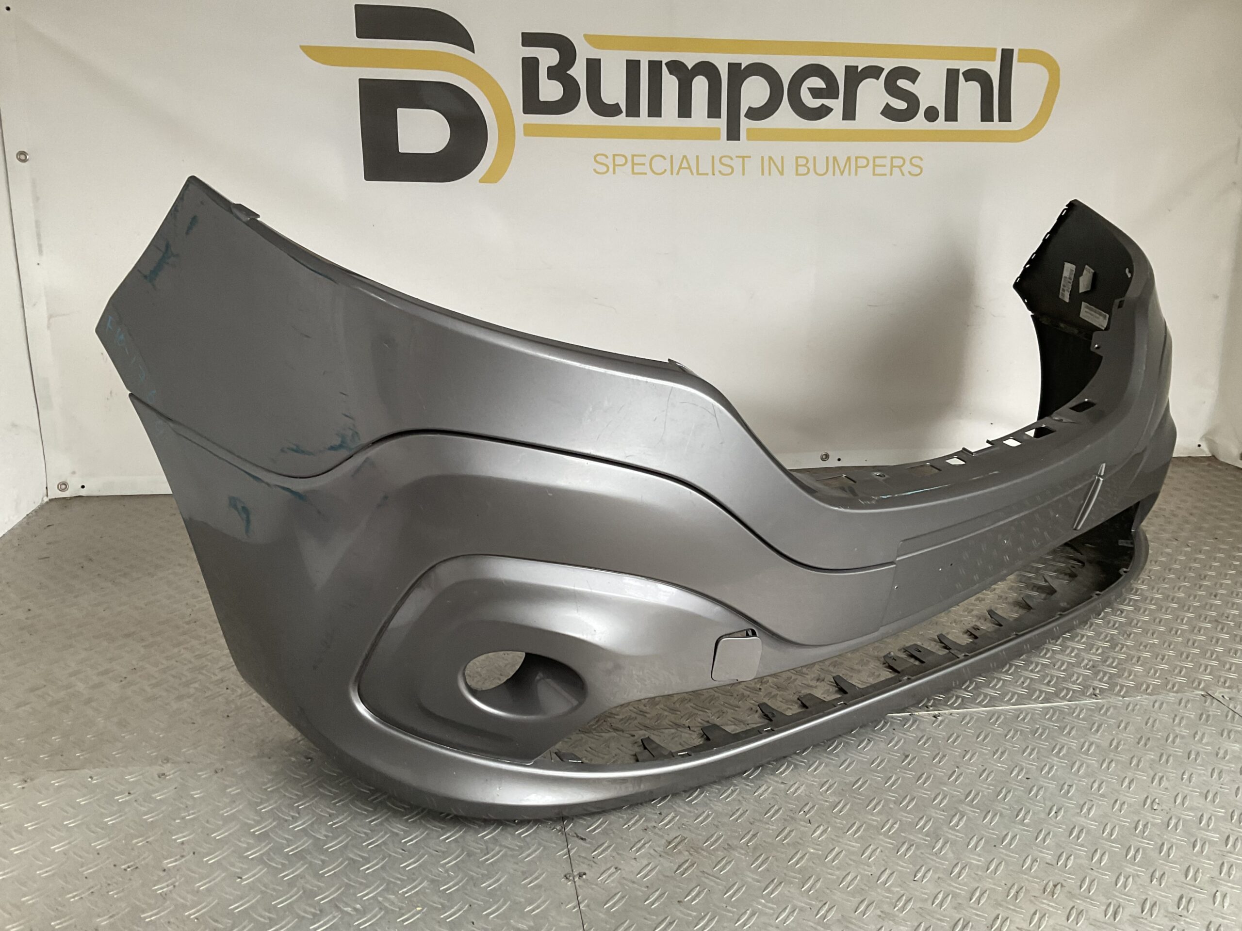 Bumper Renault Trafic 3 2014-2018 620223380R Voorbumper F10-17641z