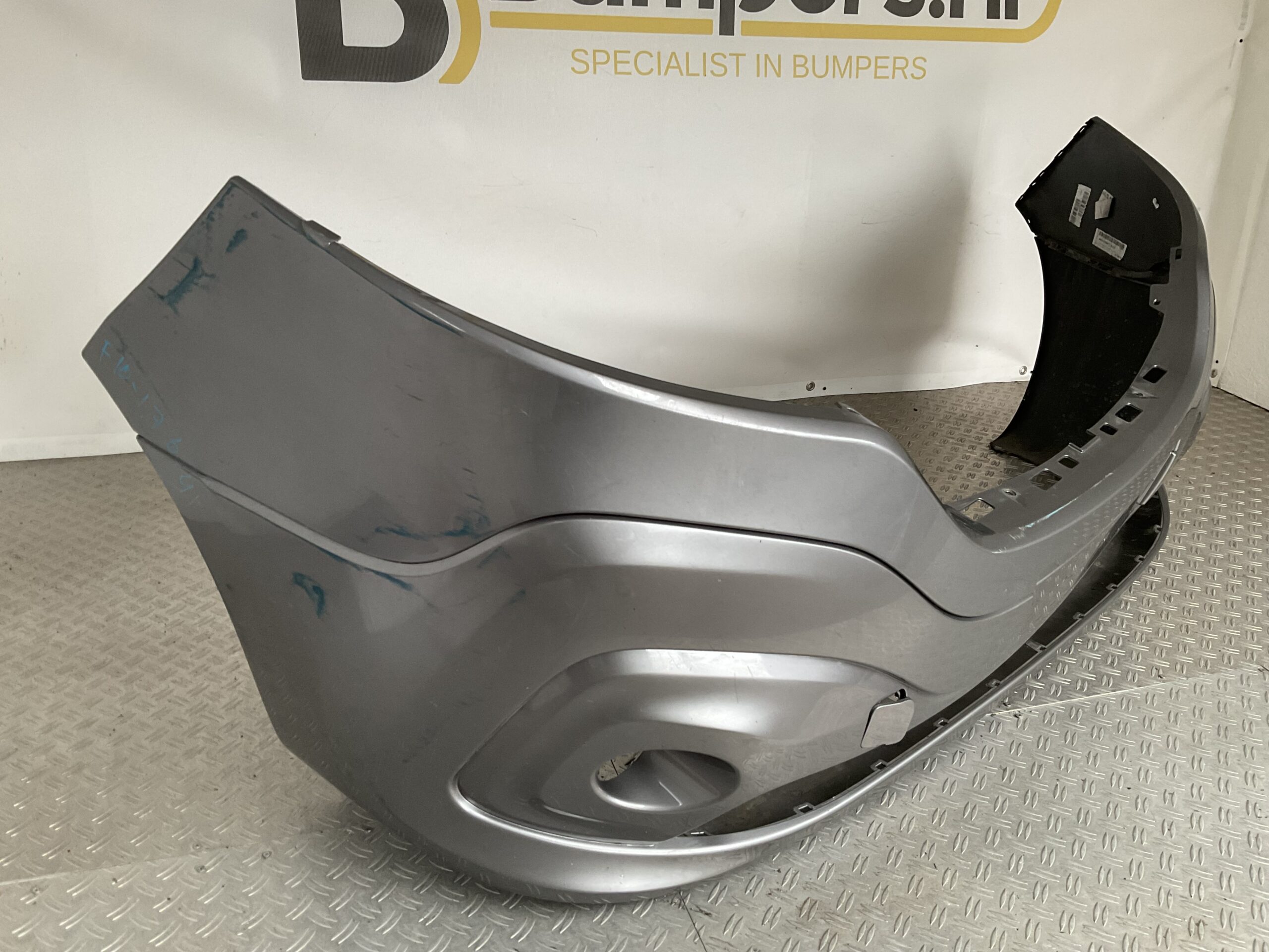 Bumper Renault Trafic 3 2014-2018 620223380R Voorbumper F10-17641z