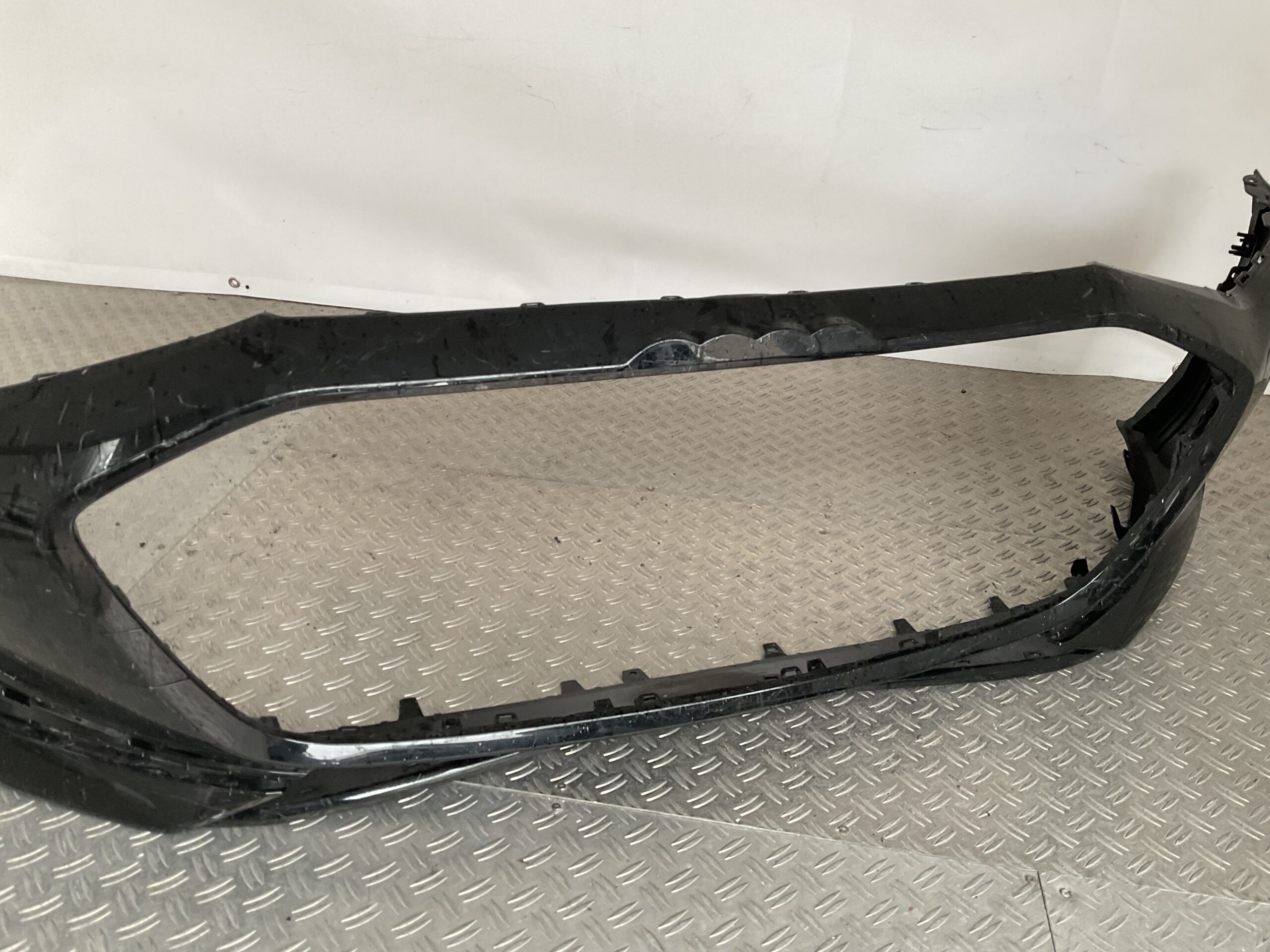 Bumper Audi A3 8Y S3 Facelift Sportback 24- 8Y0807437P Voorbumper H4-17668z