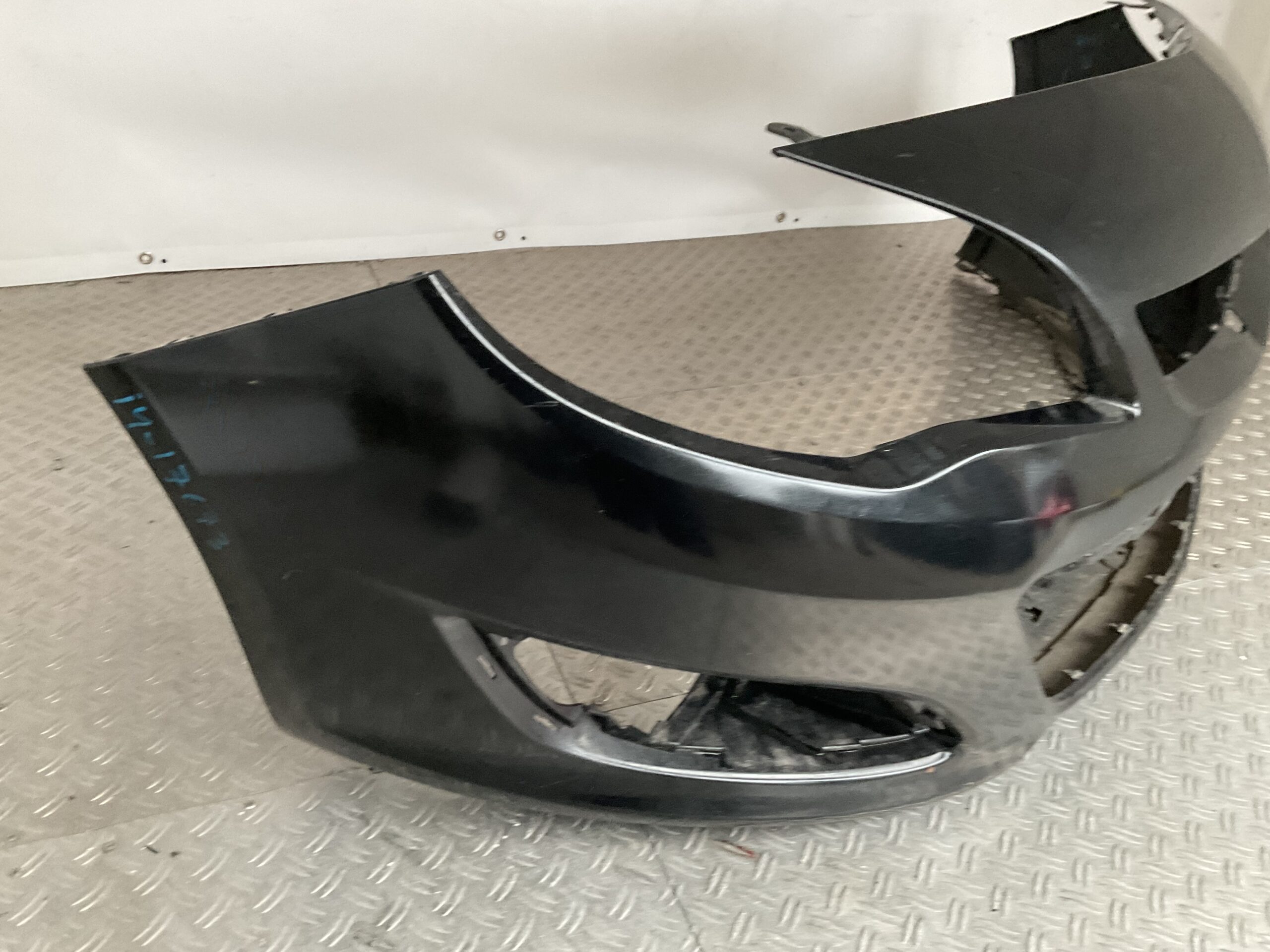 Bumper Opel Astra J Facelift 12-16 13368660 Voorbumper i4-17673z