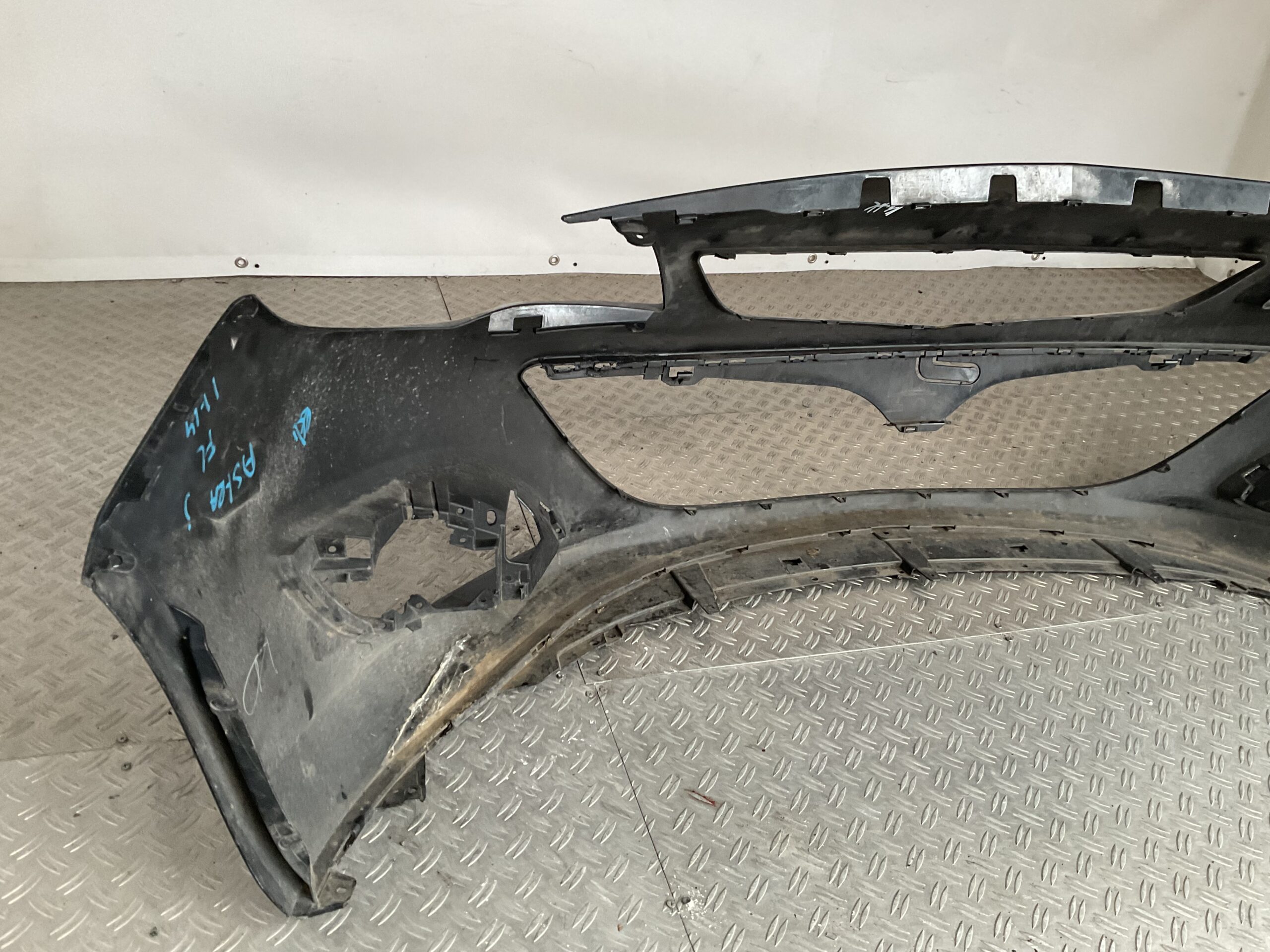 Bumper Opel Astra J Facelift 12-16 13368660 Voorbumper i4-17673z
