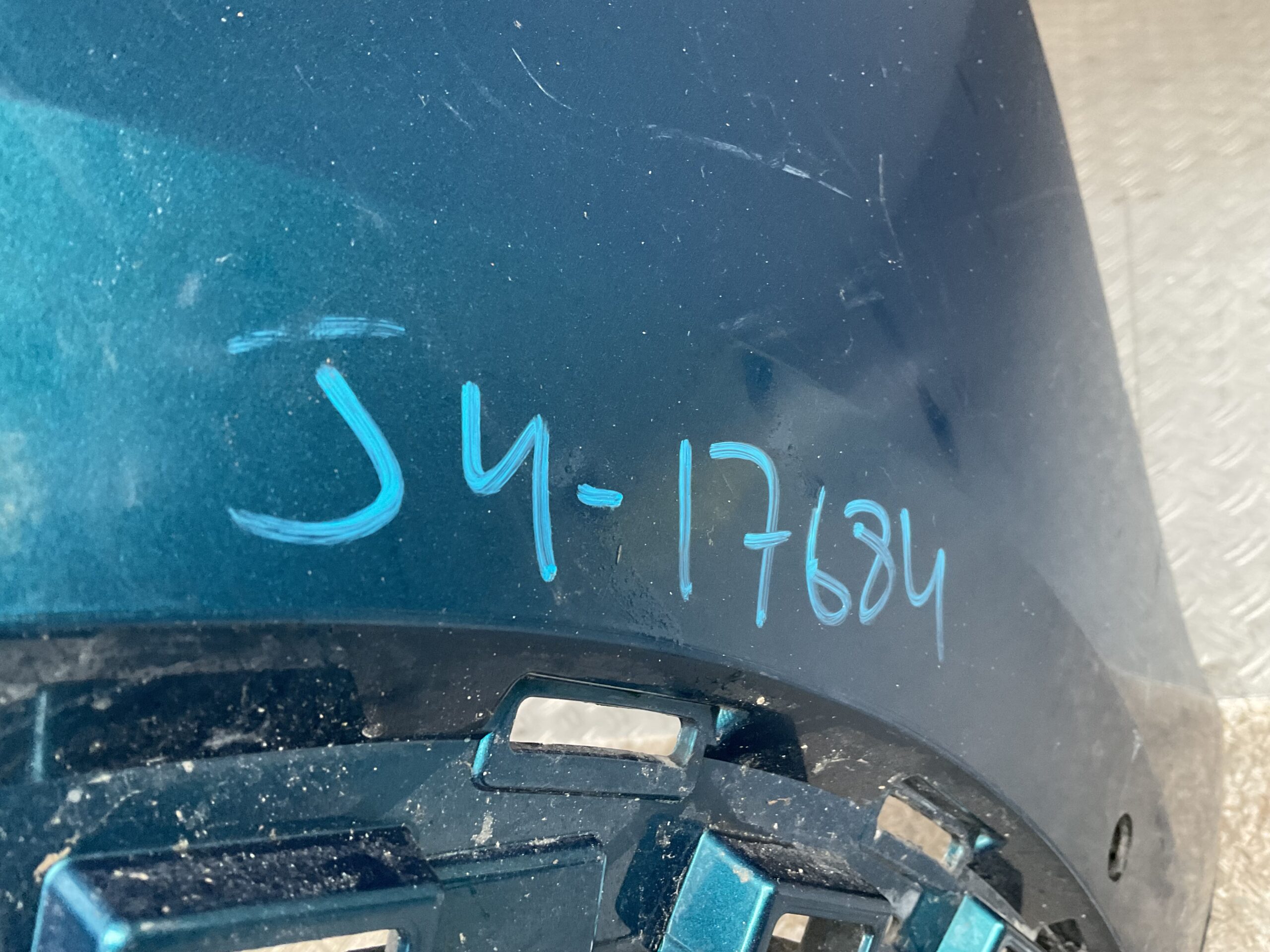 Bumper Peugeot 2008 II 2 Facelift 23-25 9853151880 Voorbumper J4-17684z