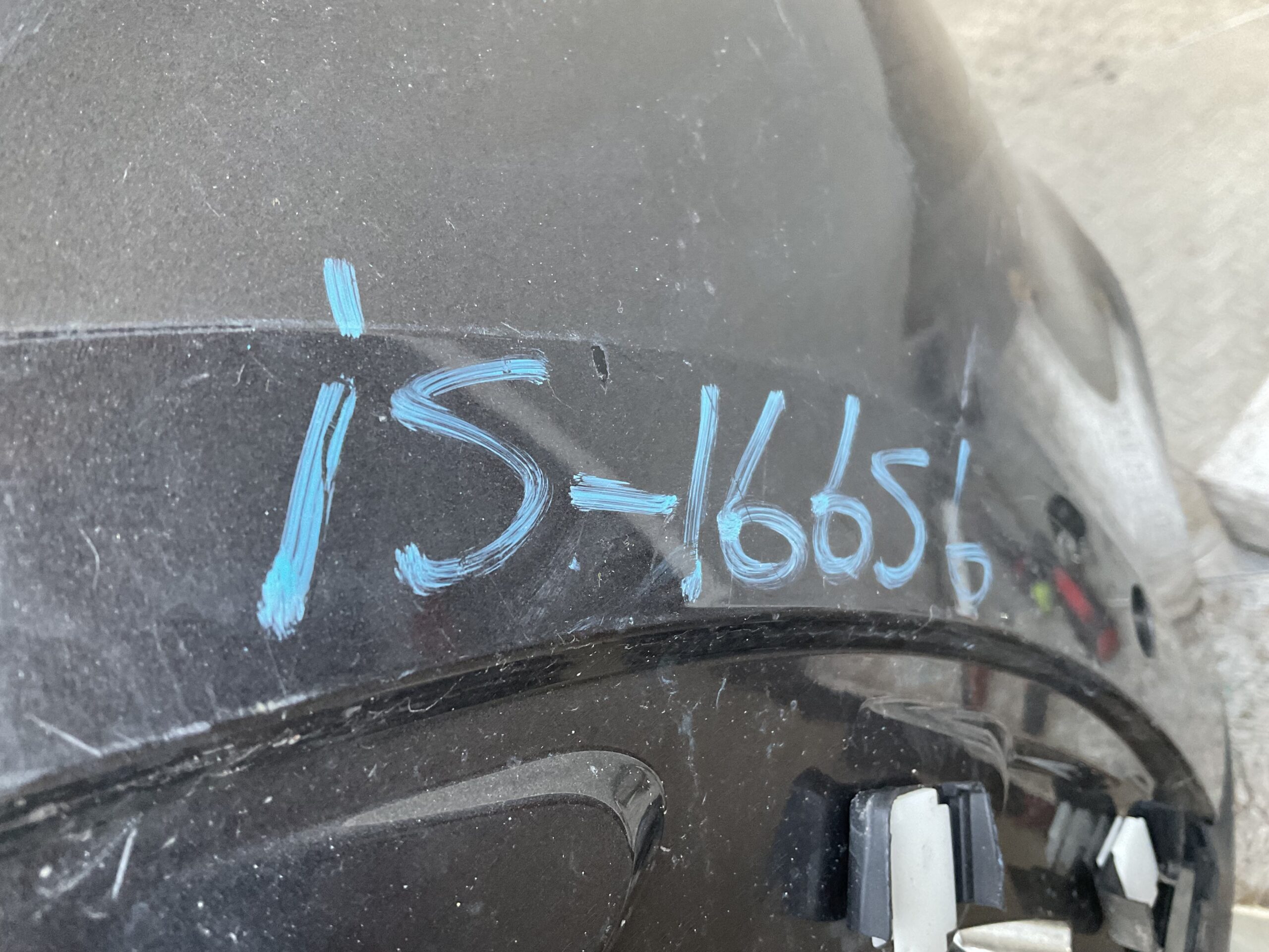 Bumper Opel Crossland pdc 17-22 39097370 Voorbumper i5-16656z