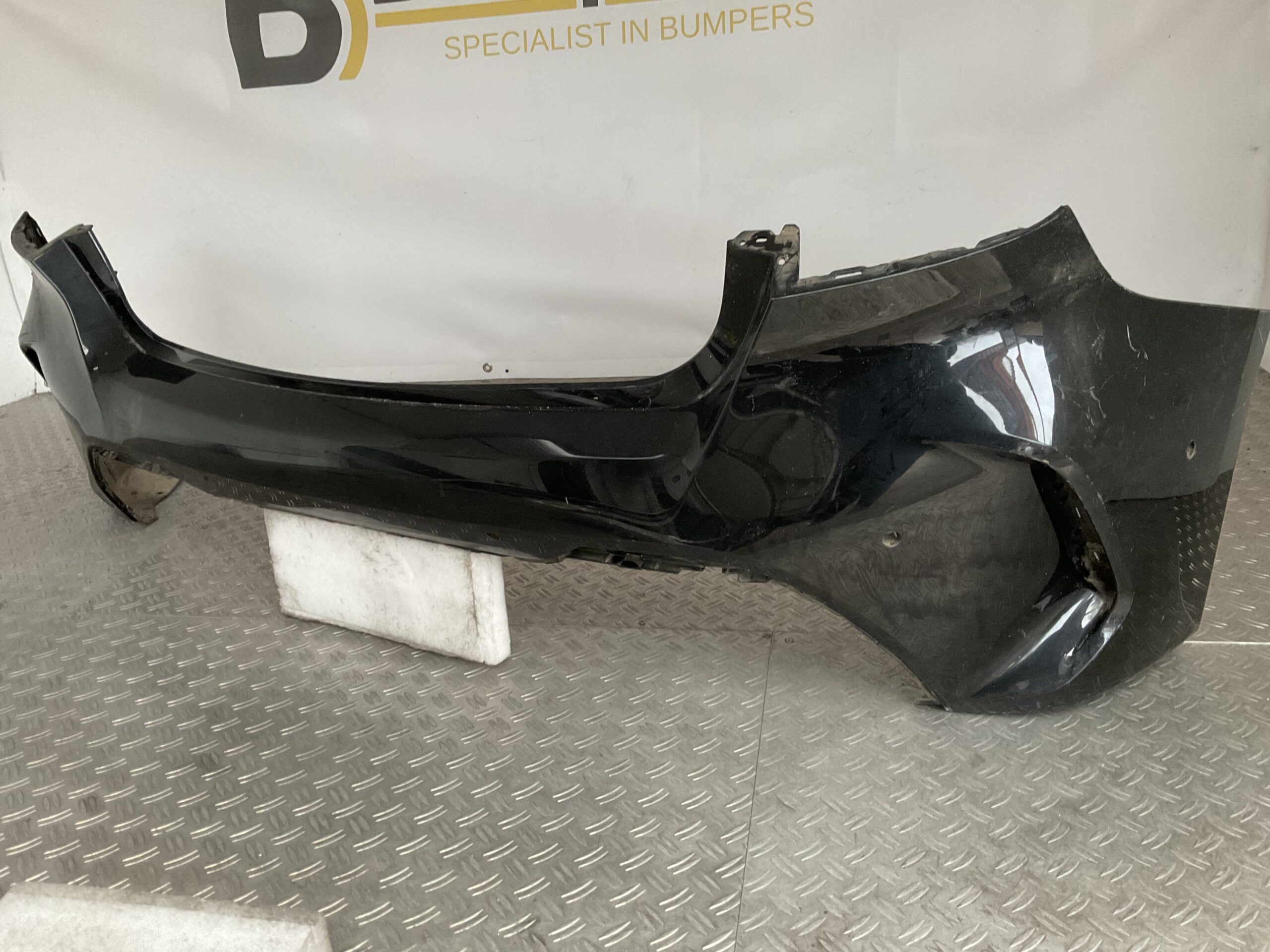 Bumper BMW 1 Serie F40 M Sport Pakket 51128070949 Achterbumper F4-17007z