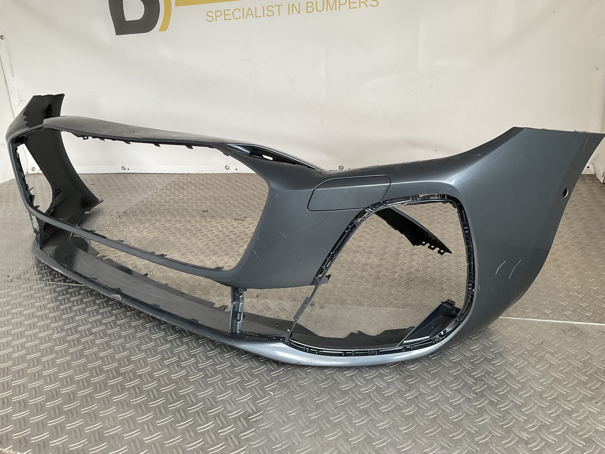 Bumper Audi A5 8B3 Sline S-Line 25- 8B3807437a Voorbumper H5-17016z