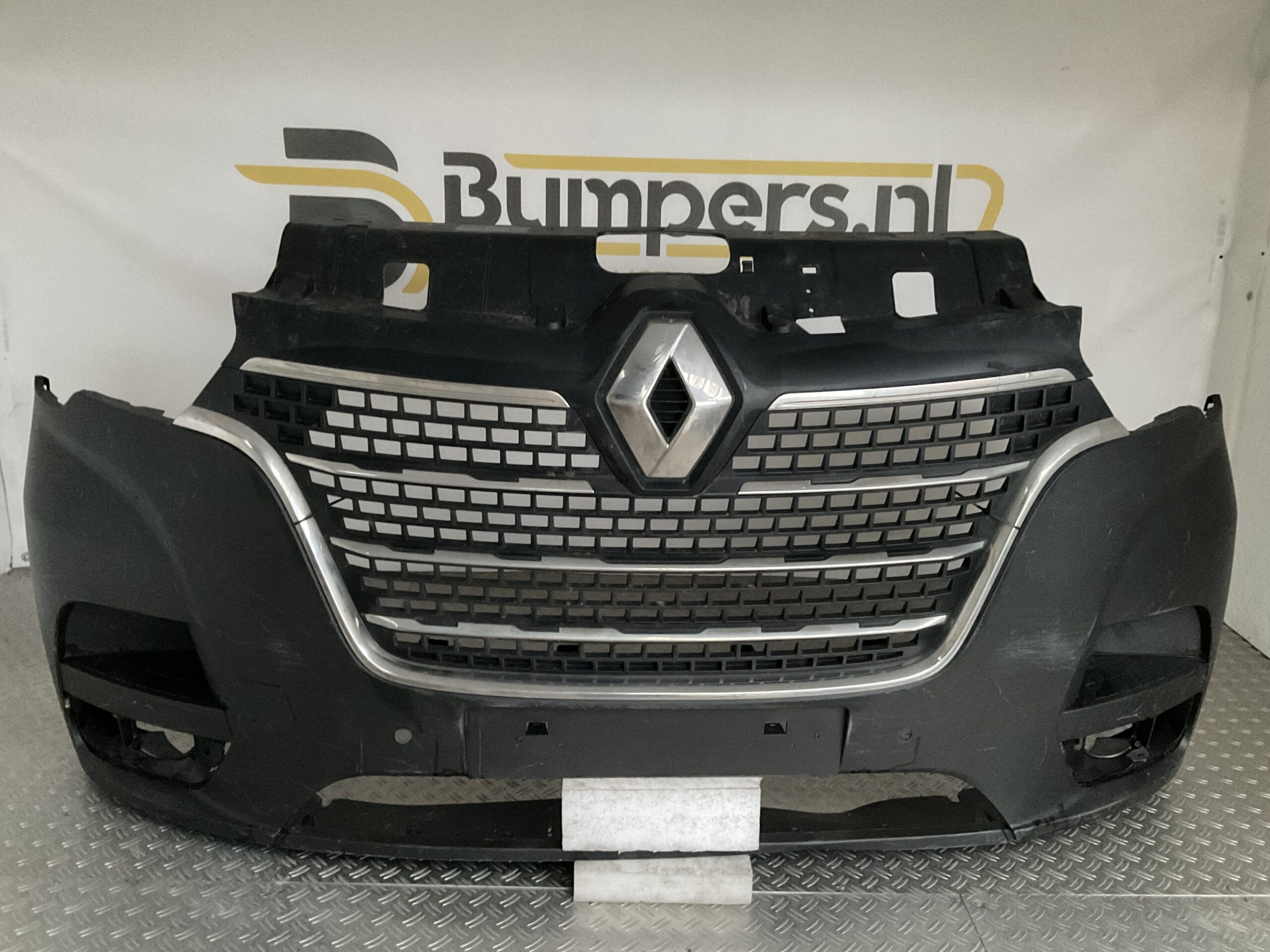 Bumper Renault Master 3 19-24 620228205R Voorbumper G5-17081z