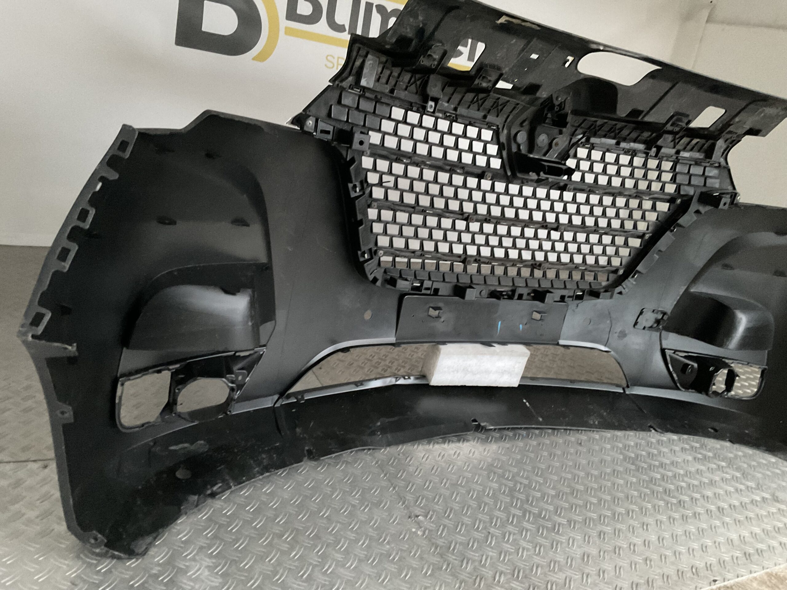 Bumper Renault Master 3 19-24 620228205R Voorbumper G5-17081z