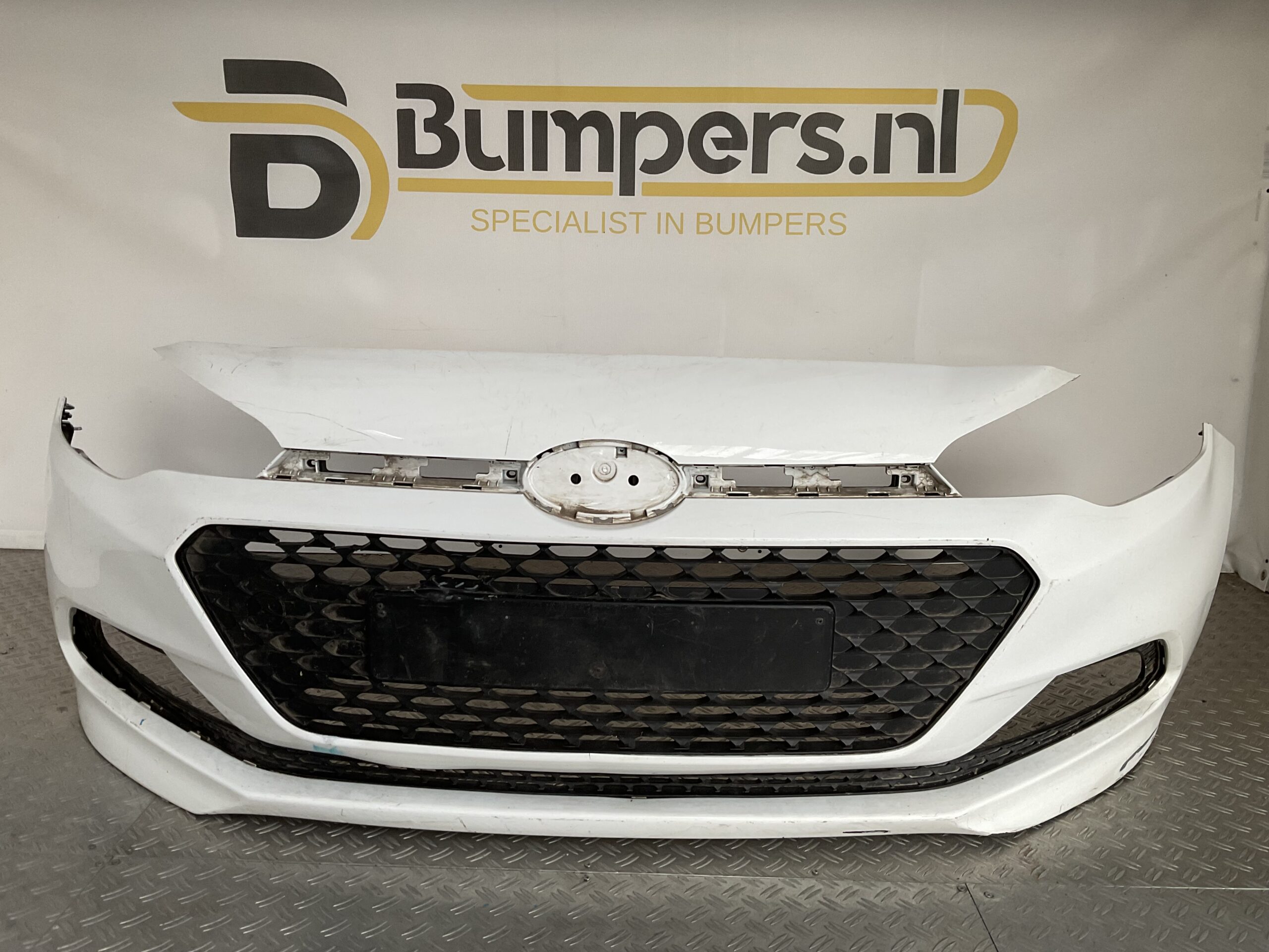Bumper Hyundai i20 13-16 86511-C8010 Voorbumper E3-16577z