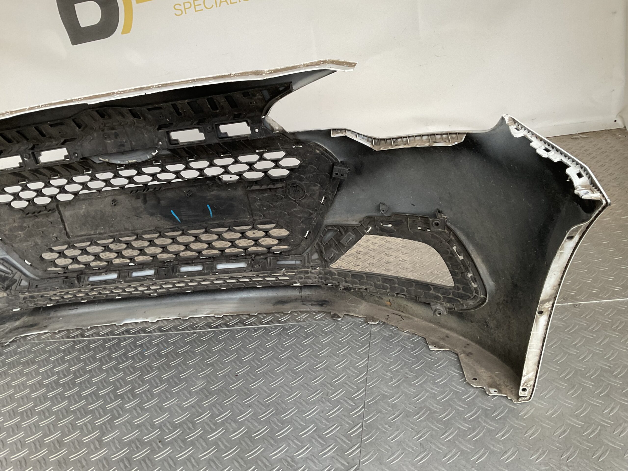 Bumper Hyundai i20 13-16 86511-C8010 Voorbumper E3-16577z