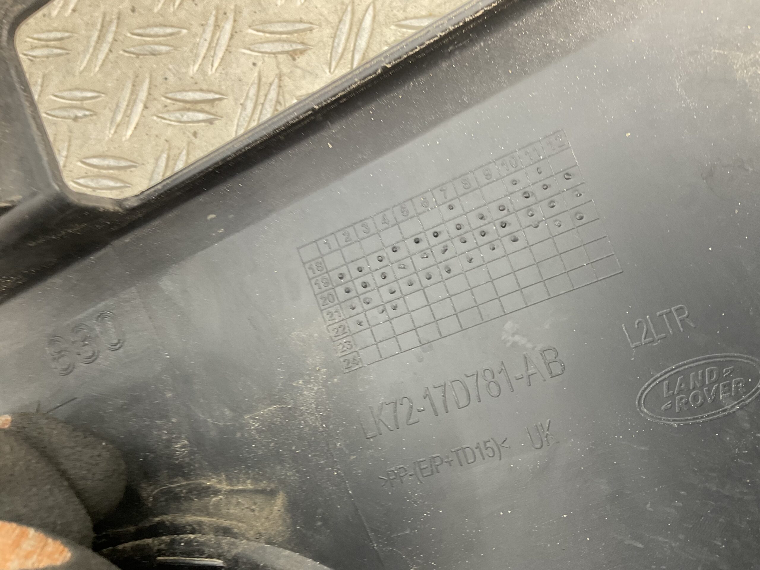 Bumper Land Rover Discovery Sport 20- LK72-17D981-A Achterbumper