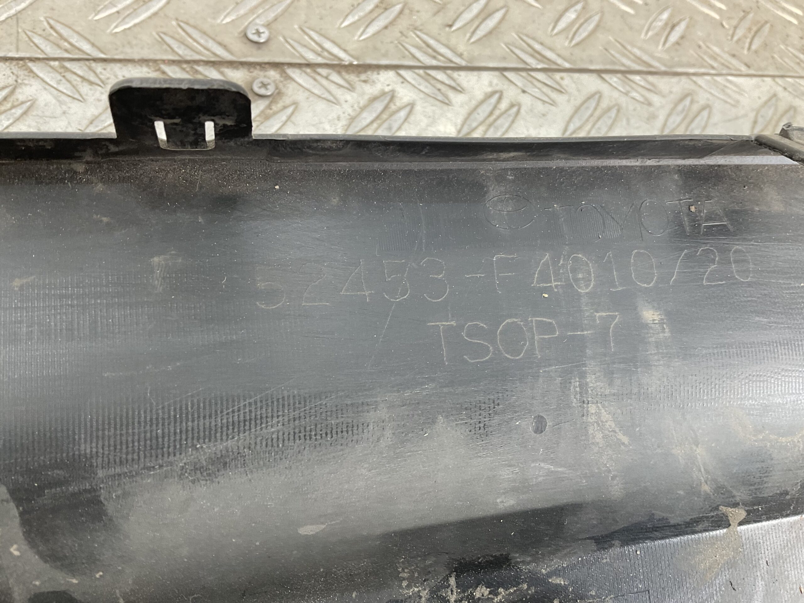 Bumper Toyota CHR C-HR 18-22 52453-F4010 Achterbumper F3-18413z