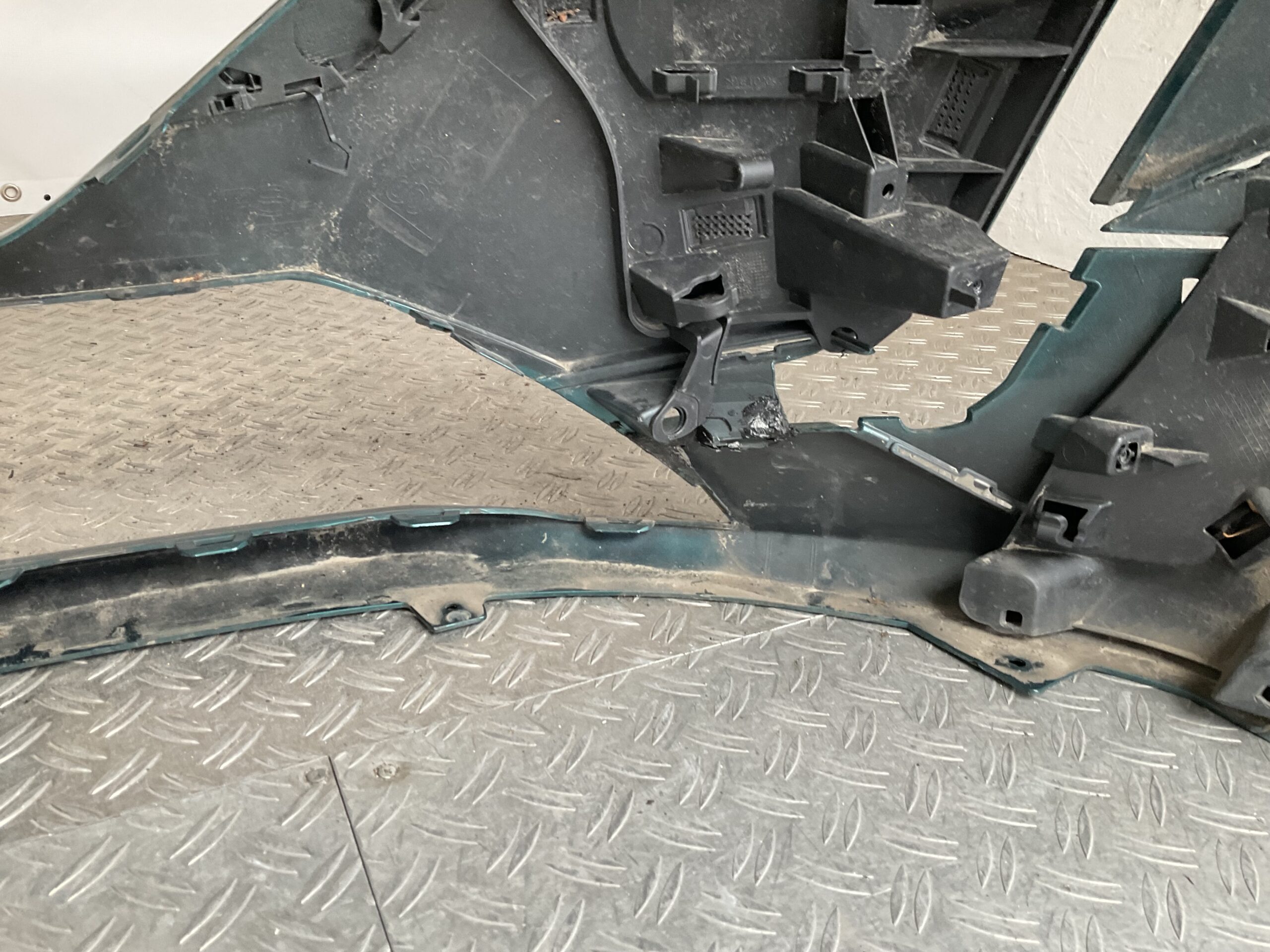 Bumper Peugeot 308 2022-2025 9838074780 Voorbumper J4-17696z