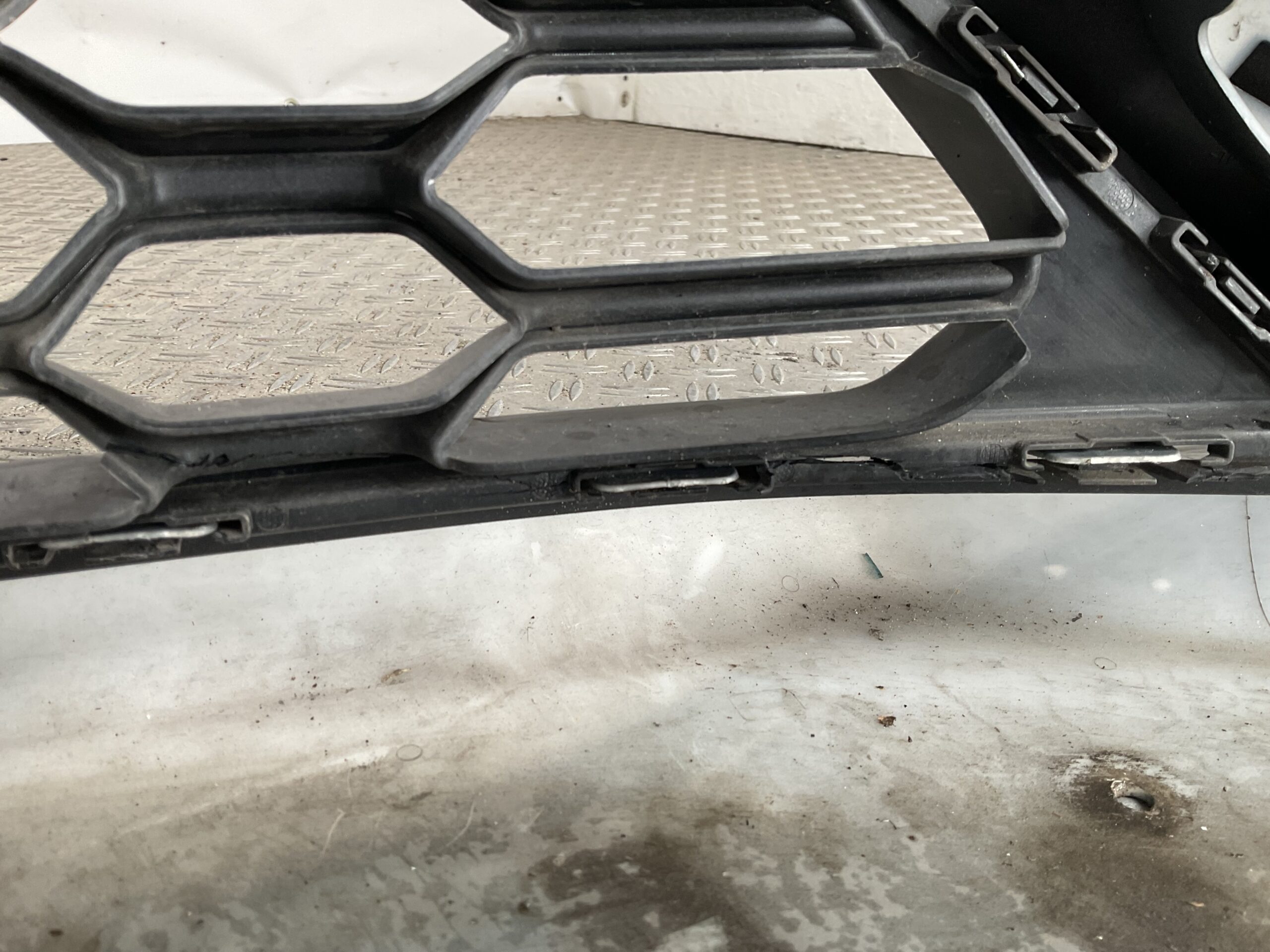 Bumper Ford Puma MK2 STline ST-Line L1TB-17757-d Voorbumper D5-15466z