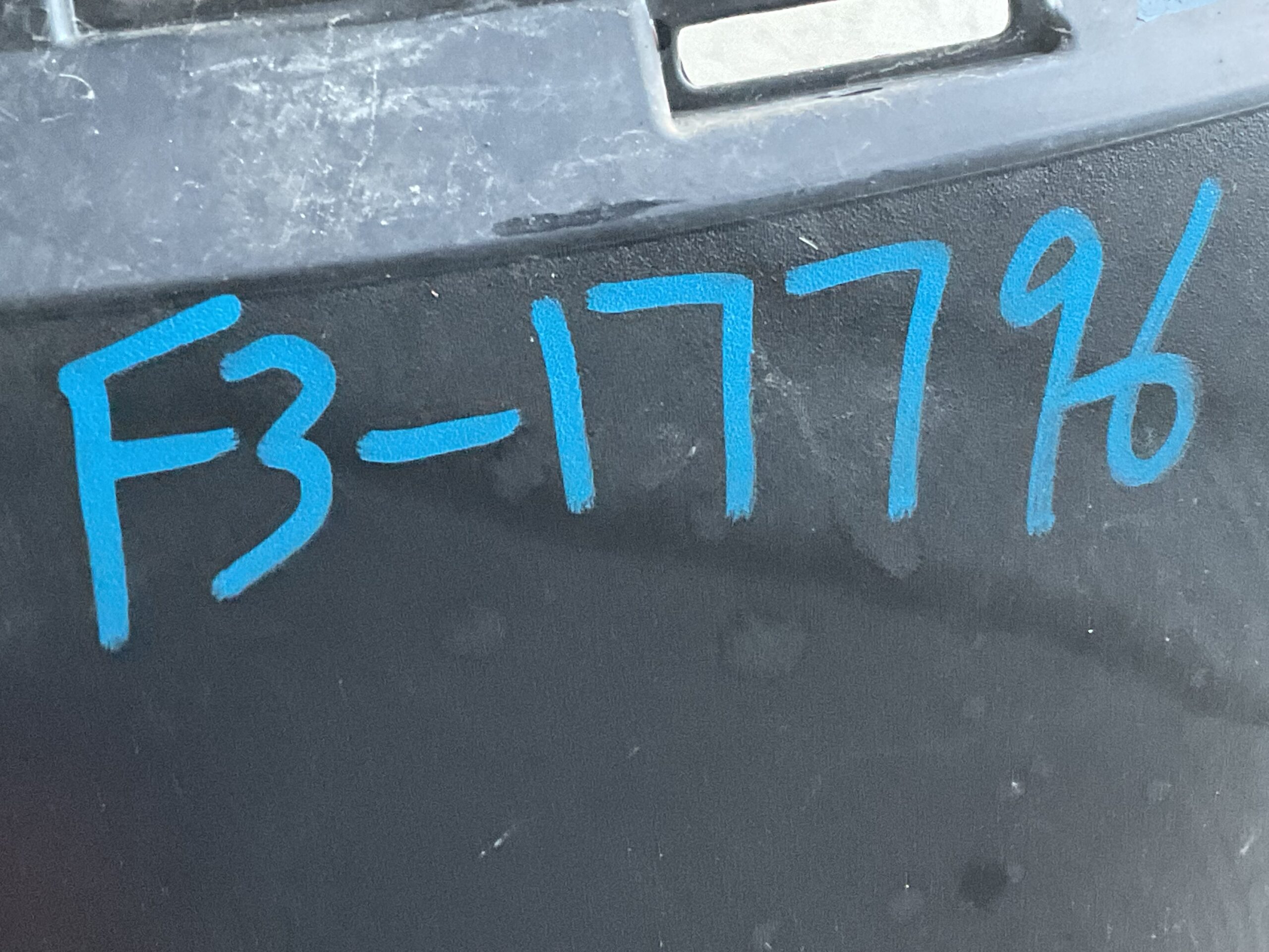 Bumper Peugeot 2008 19-23 9825947280 Achterbumper F3-17796z