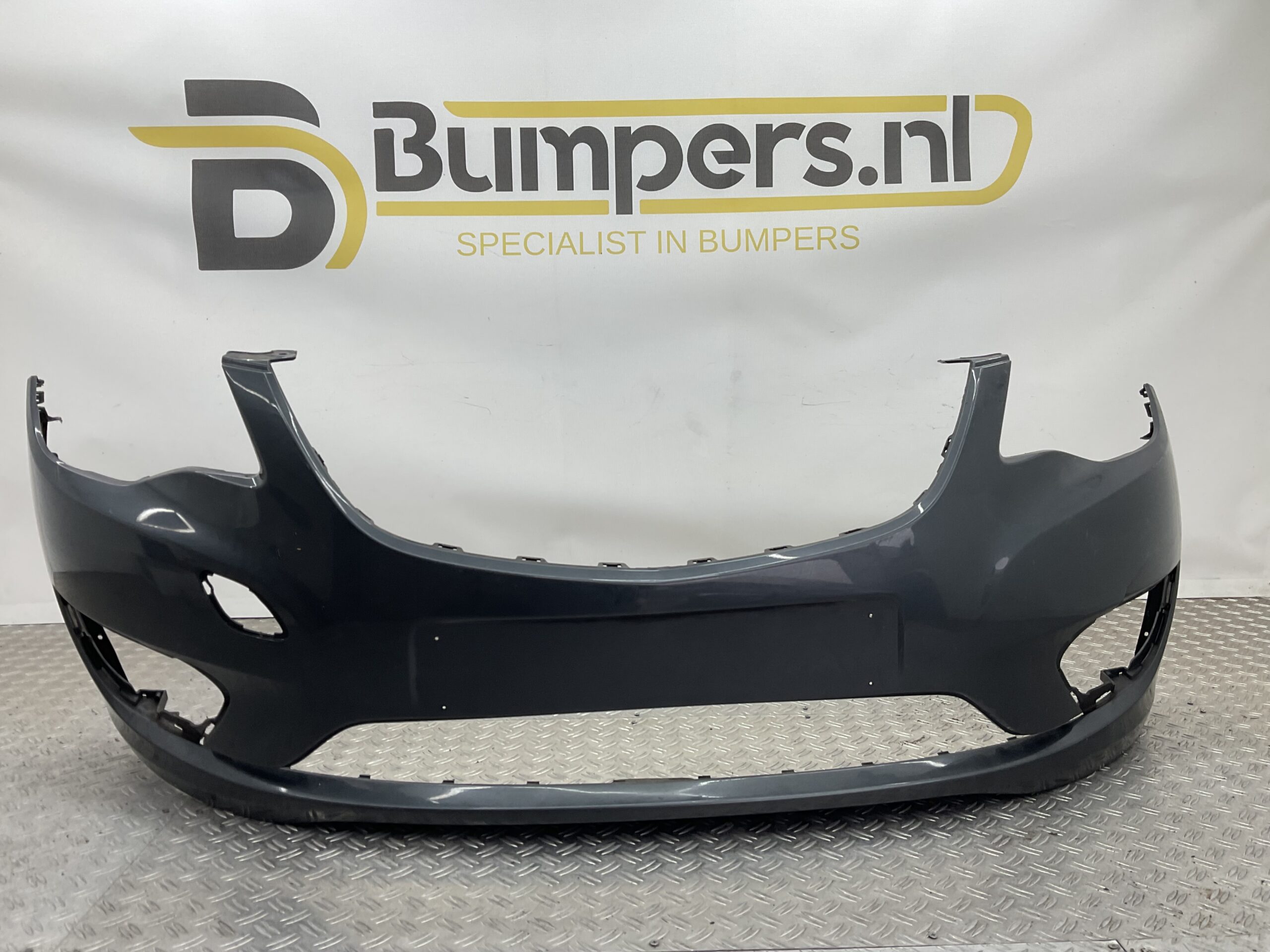 Bumper Opel Karl 14-24 42418315 Voorbumper i9-17870z