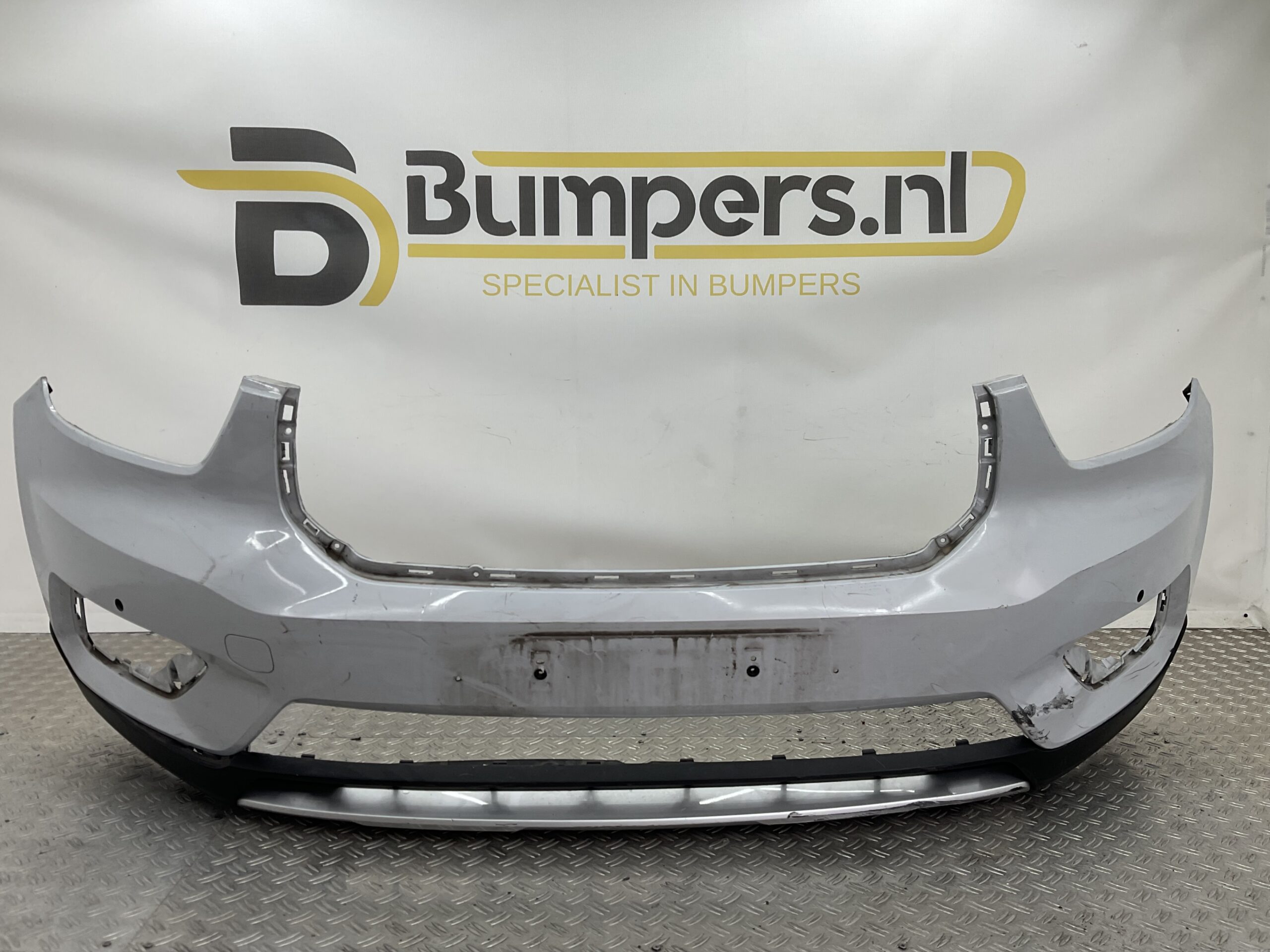 Bumper Volvo XC40 XC 40 17-21 kls pdc 31449359 Voorbumper E5-17883z