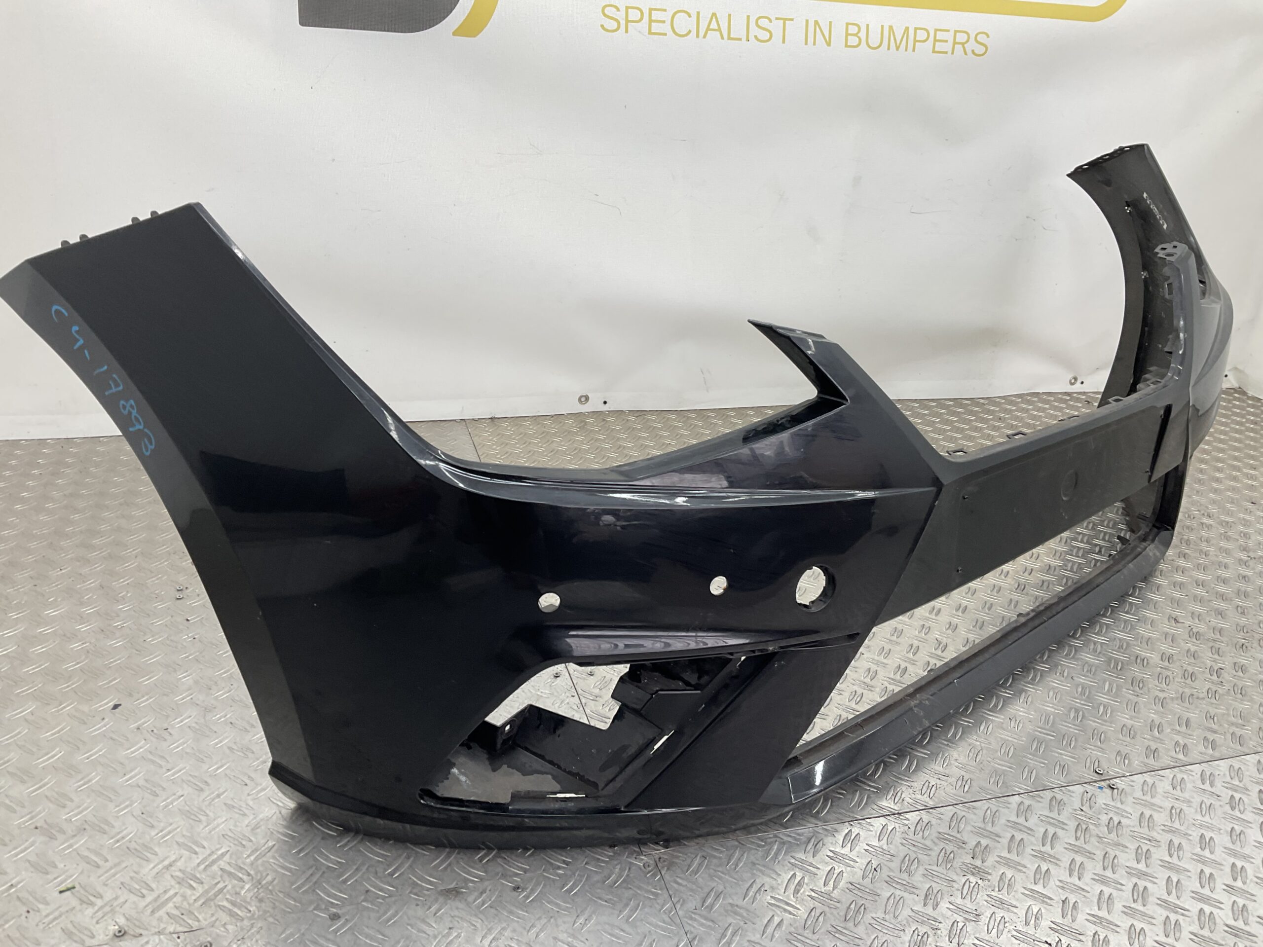 Bumper Seat Ibiza 6F 17-22 6F0807221D Voorbumper C7-17893z