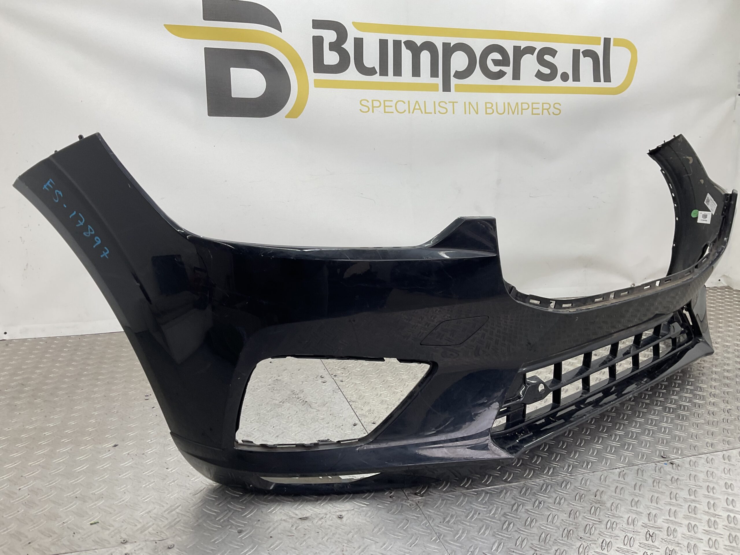 Bumper Volvo XC60 XC-60 Rdesign R-Design 1721 kls pdc 31449127 Voorbumper E5-17897z