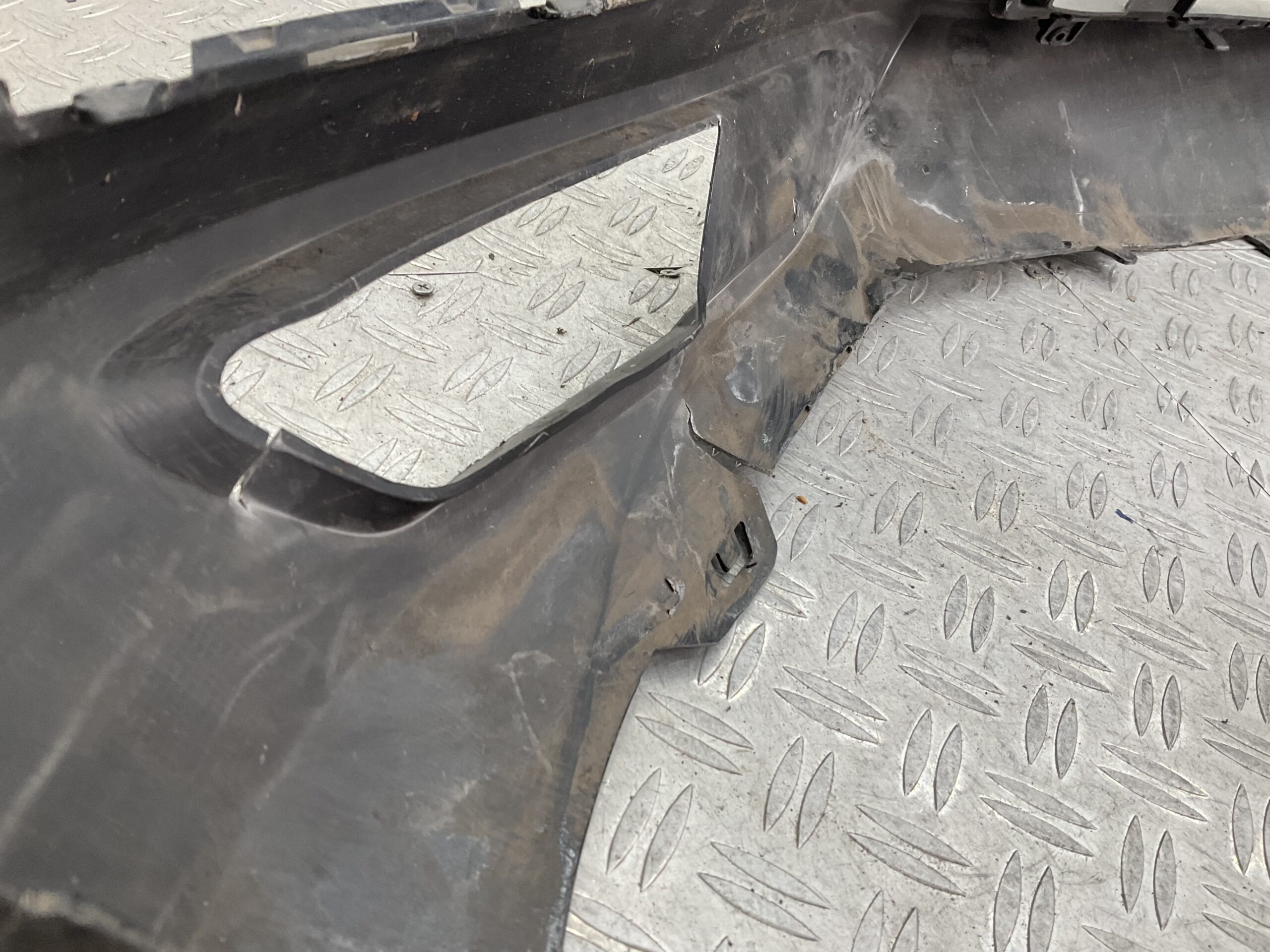 Bumper Volvo XC60 XC-60 Rdesign R-Design 1721 kls pdc 31449127 Voorbumper E5-17897z