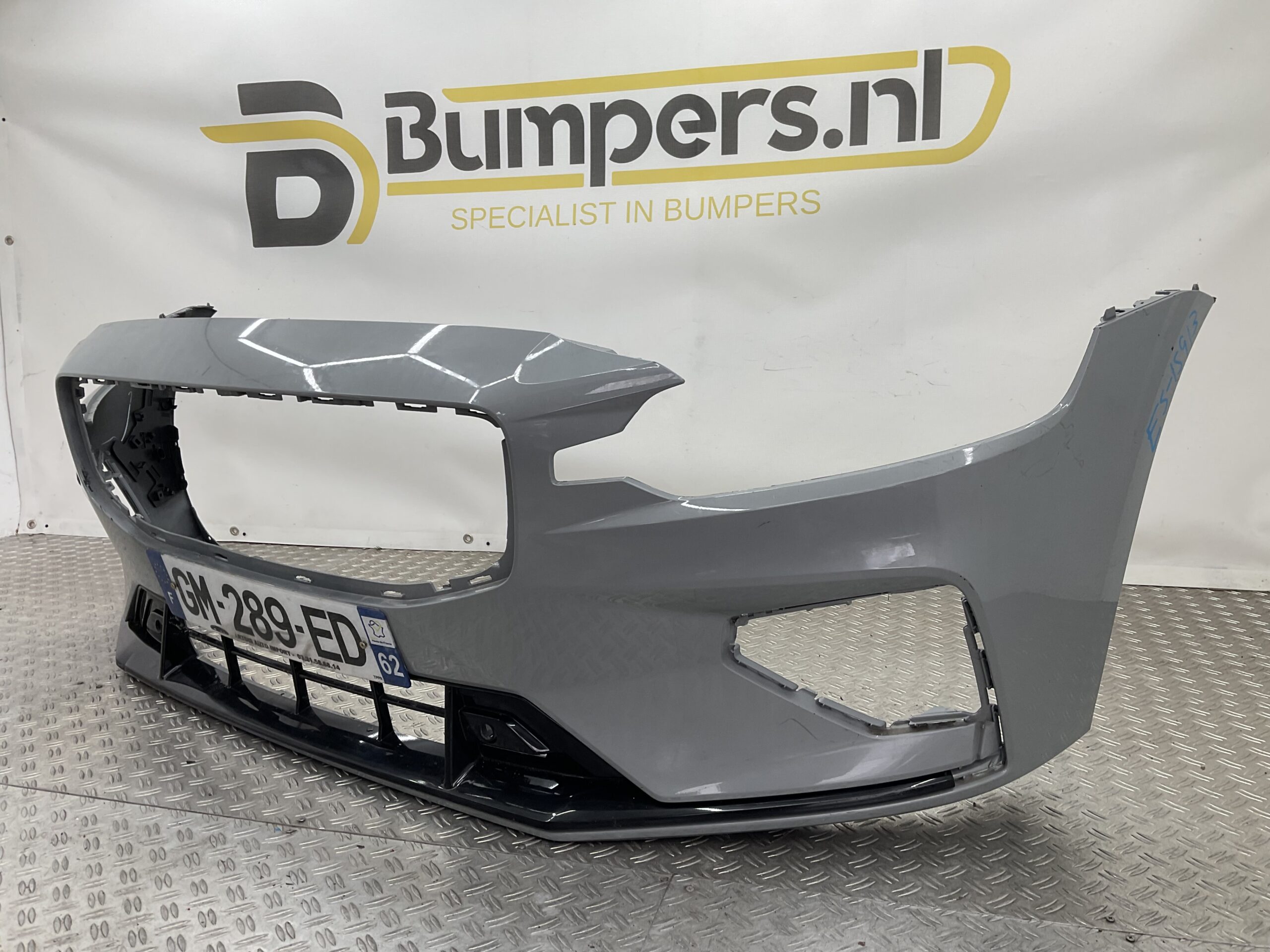 Bumper Volvo V60 S60 Rdesign R-Design 18- 31690530 Voorbumper E5-15913z