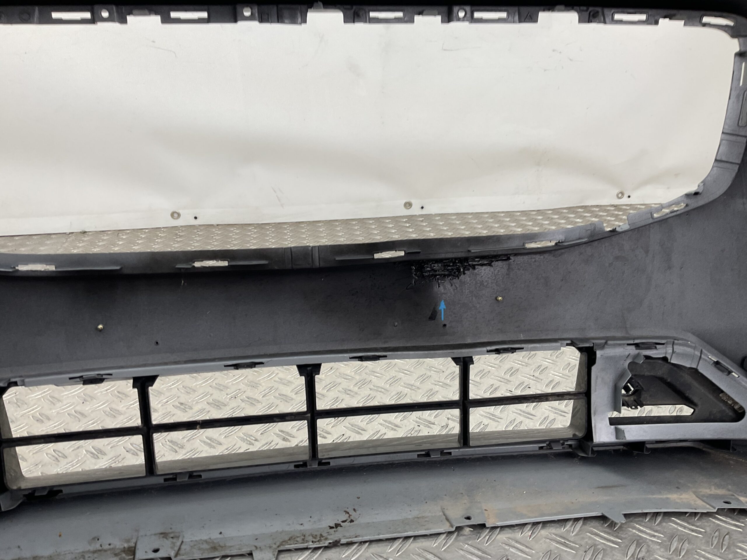 Bumper Volvo V60 S60 Rdesign R-Design 18- 31690530 Voorbumper E5-15913z