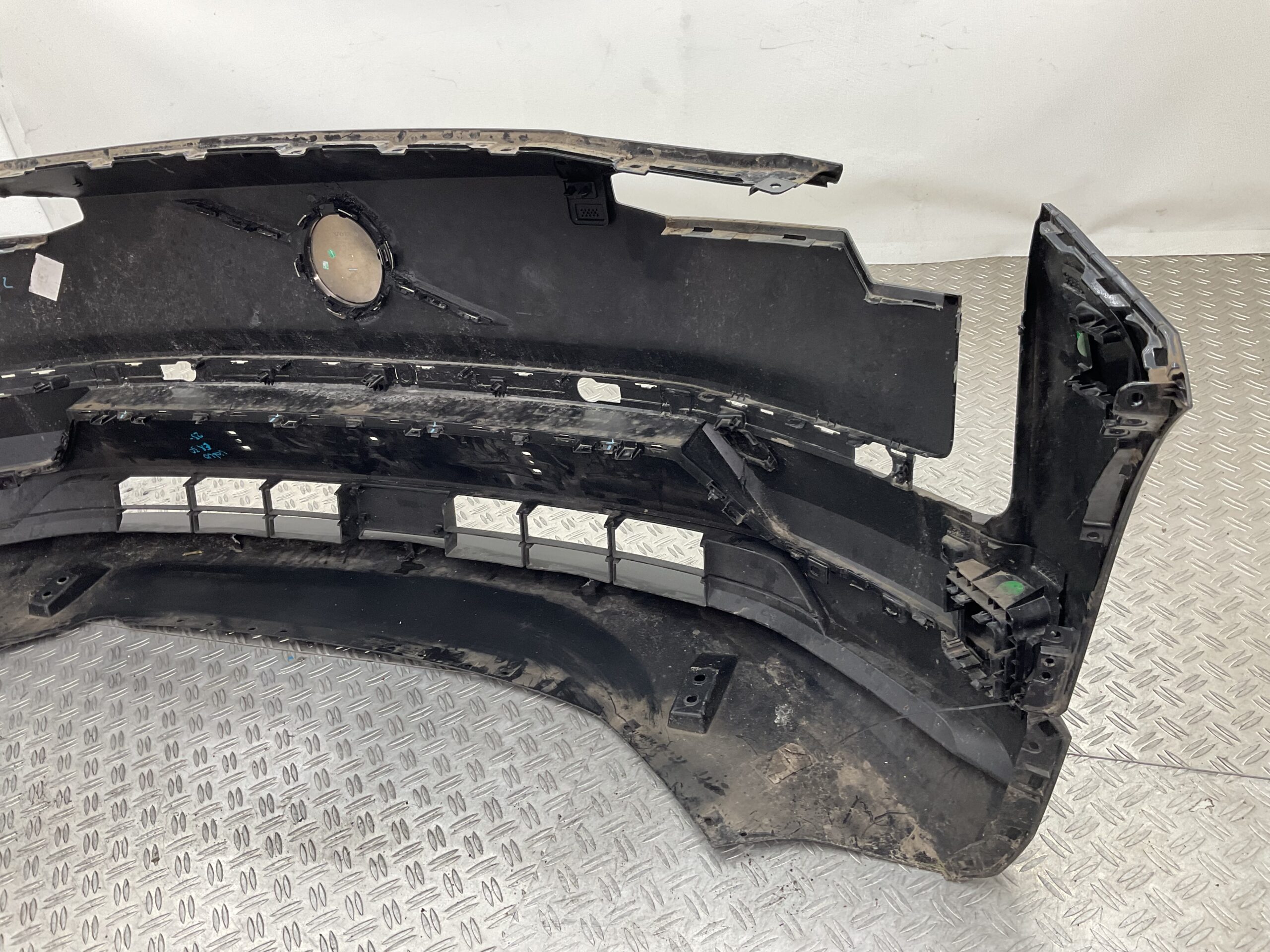 Bumper Volvo EX30 EX 30 23-25 31345658 Voorbumper E5-17369z