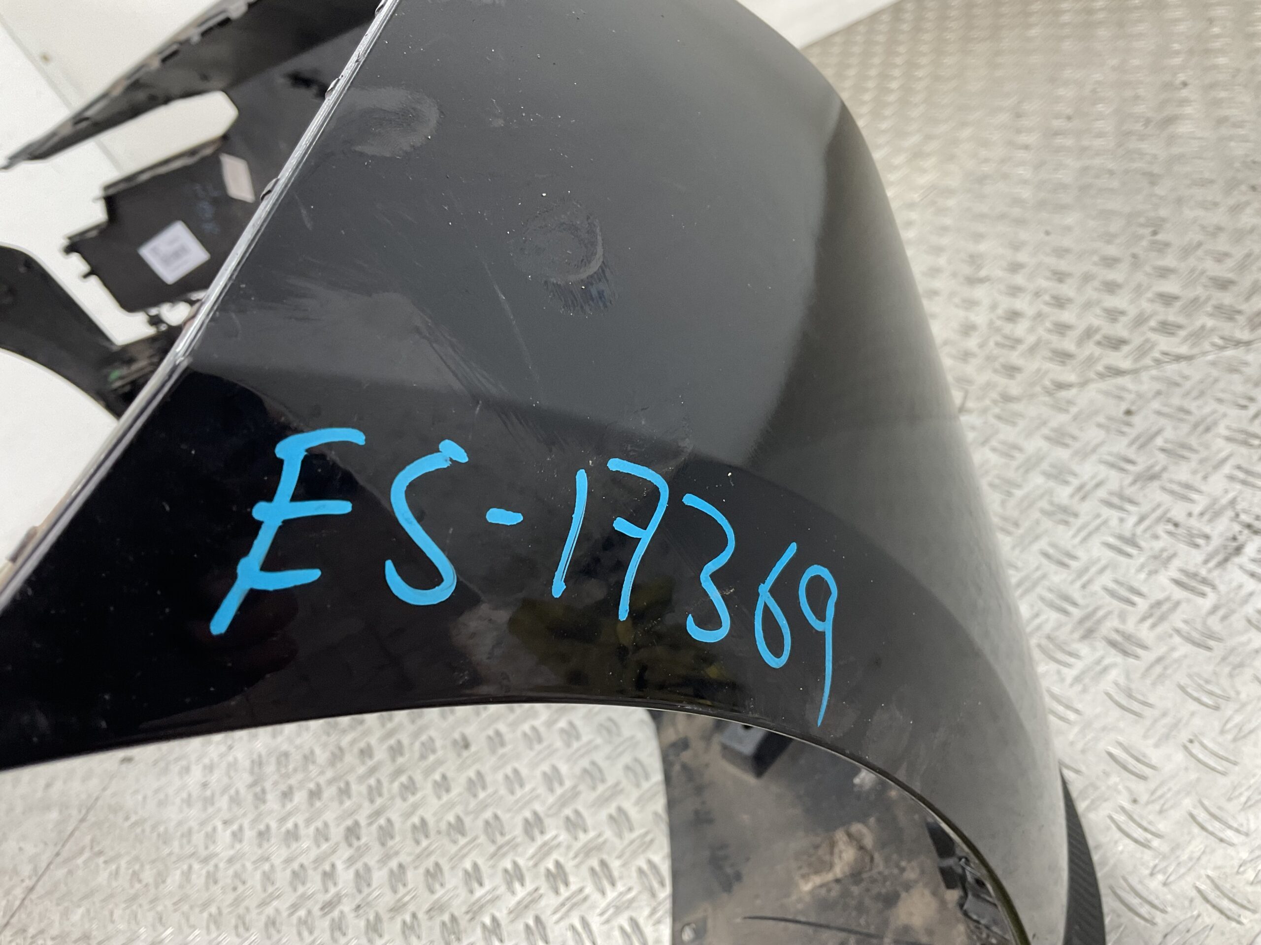 Bumper Volvo EX30 EX 30 23-25 31345658 Voorbumper E5-17369z