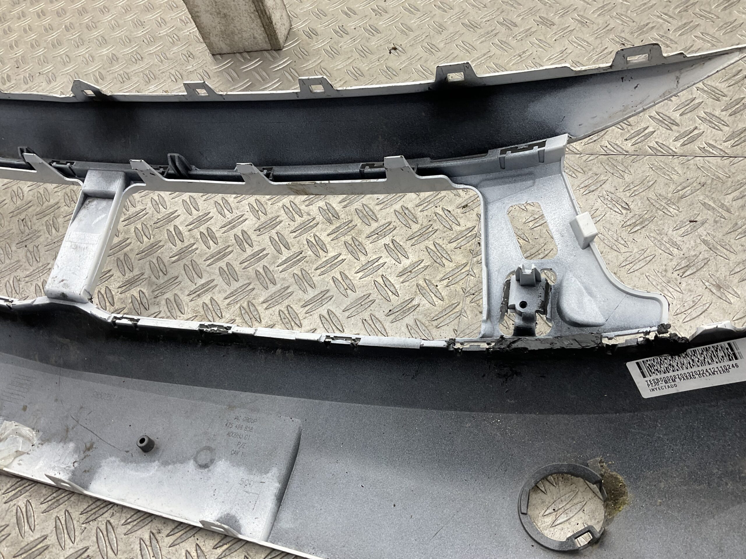 Bumper Opel Corsa F Facelift 24-25 pdc 9850353180 Voorbumper i3-17981z