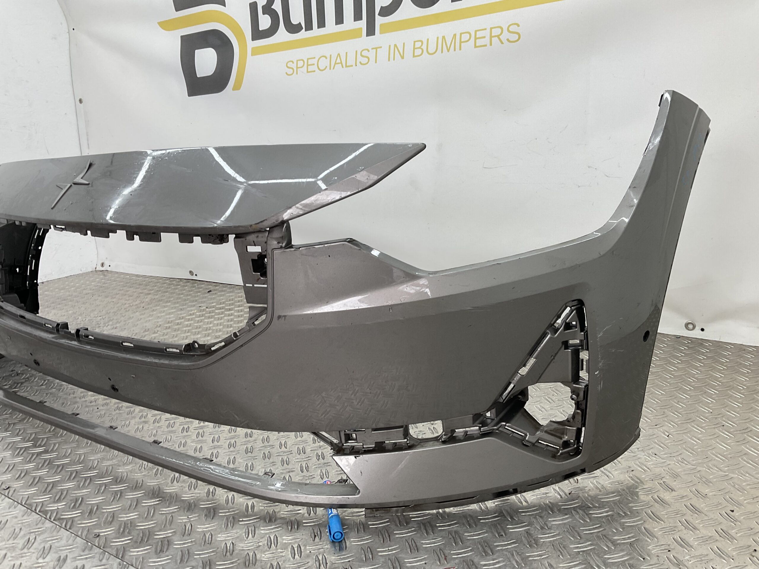 Bumper Polestar 2 19- 31690327 Voorbumper F5-18029z