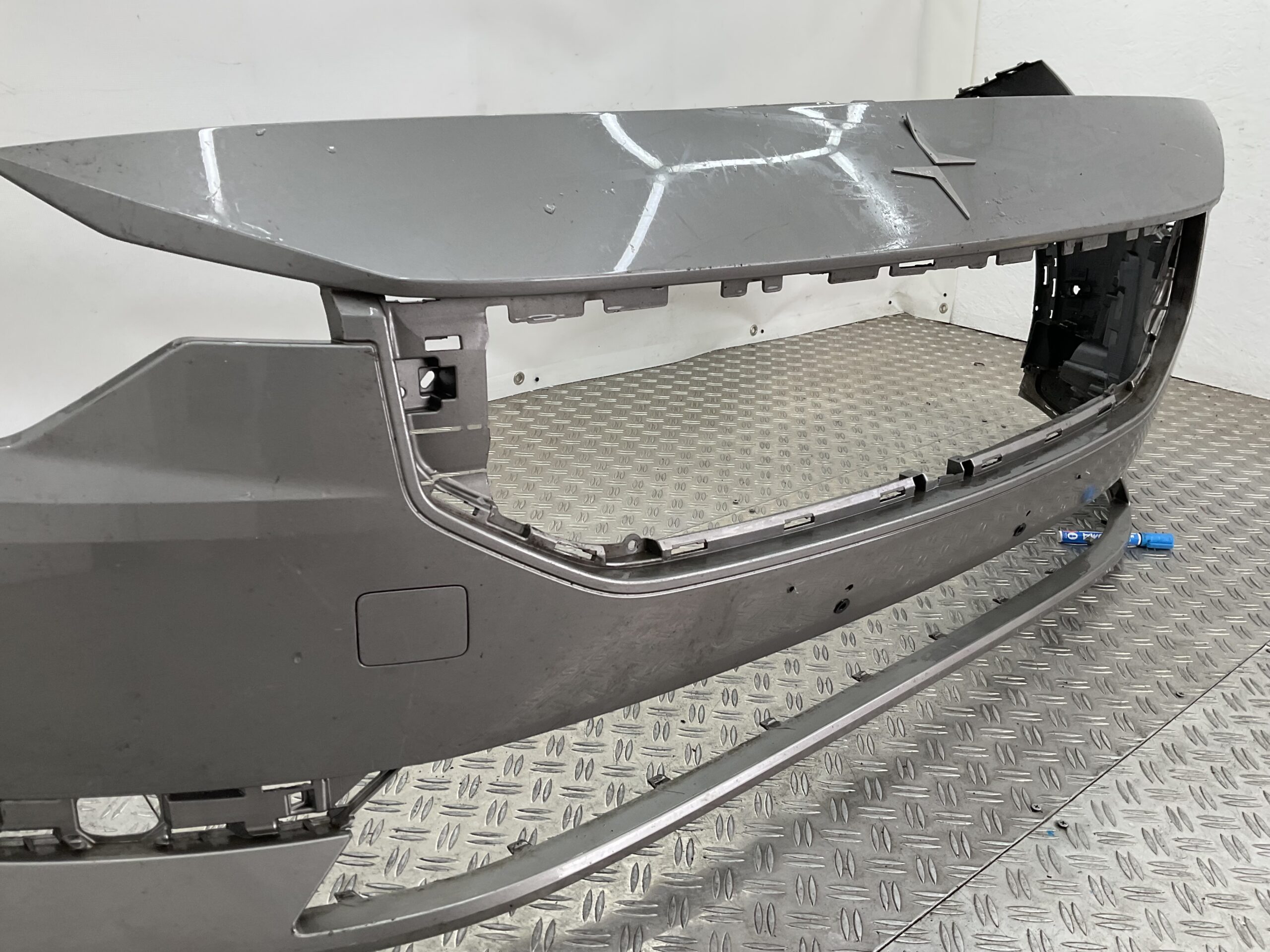 Bumper Polestar 2 19- 31690327 Voorbumper F5-18029z