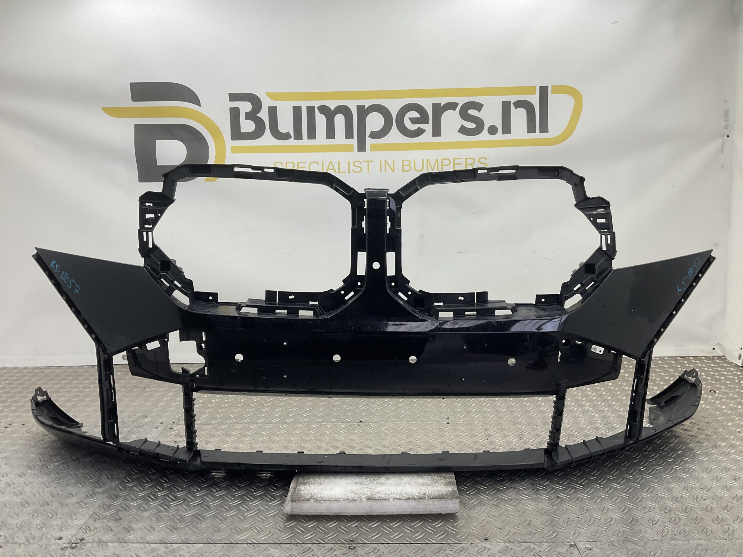Bumper BMW XM G09 23-24 51119451675 Voorbumper K5-18057z