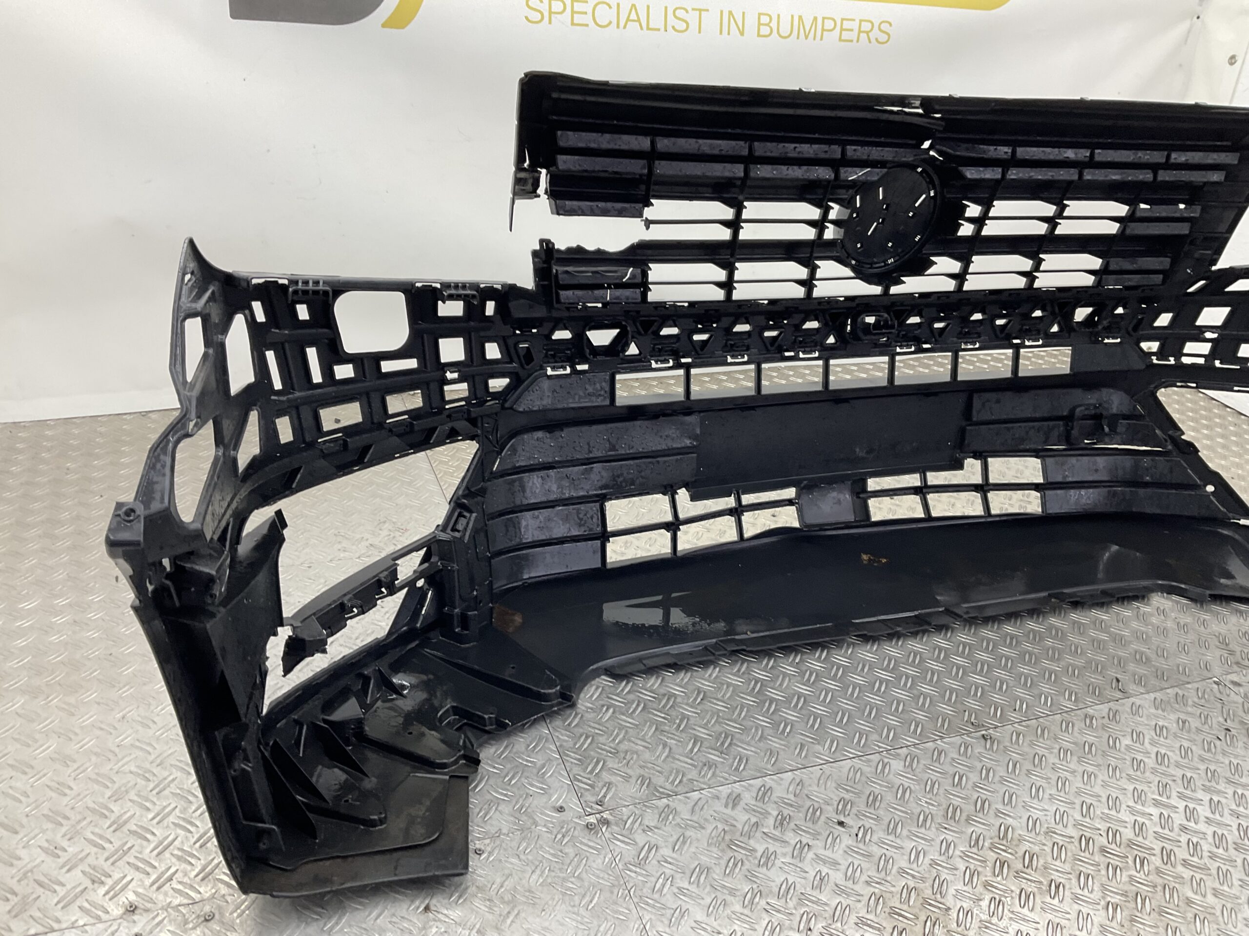 Bumper Volkswagen Crafter II C7 Man 7C807819A Voorbumper C5-18059z