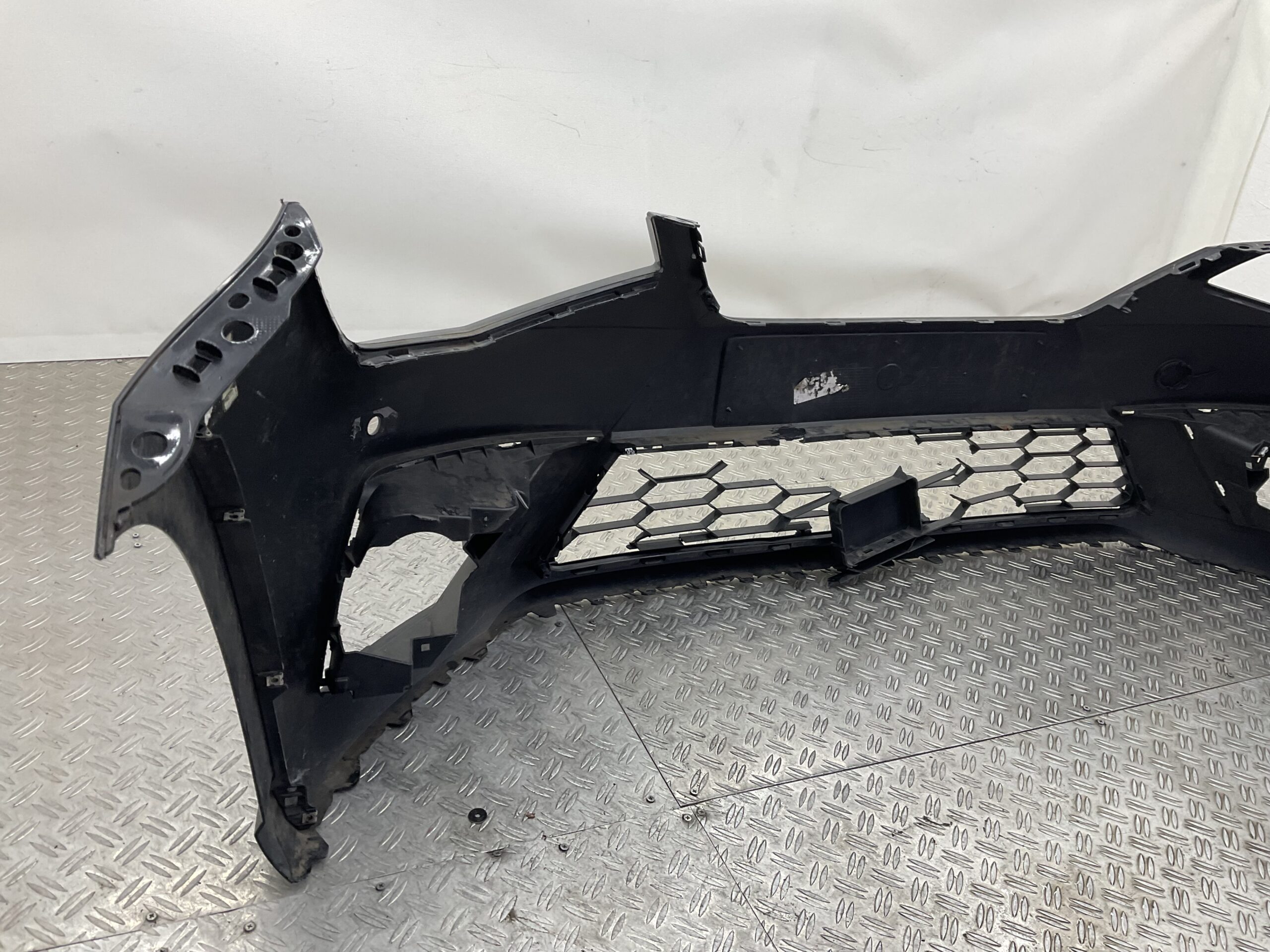Bumper Seat Ibiza 6F 17-22 6F0807221D Voorbumper C4-18061z