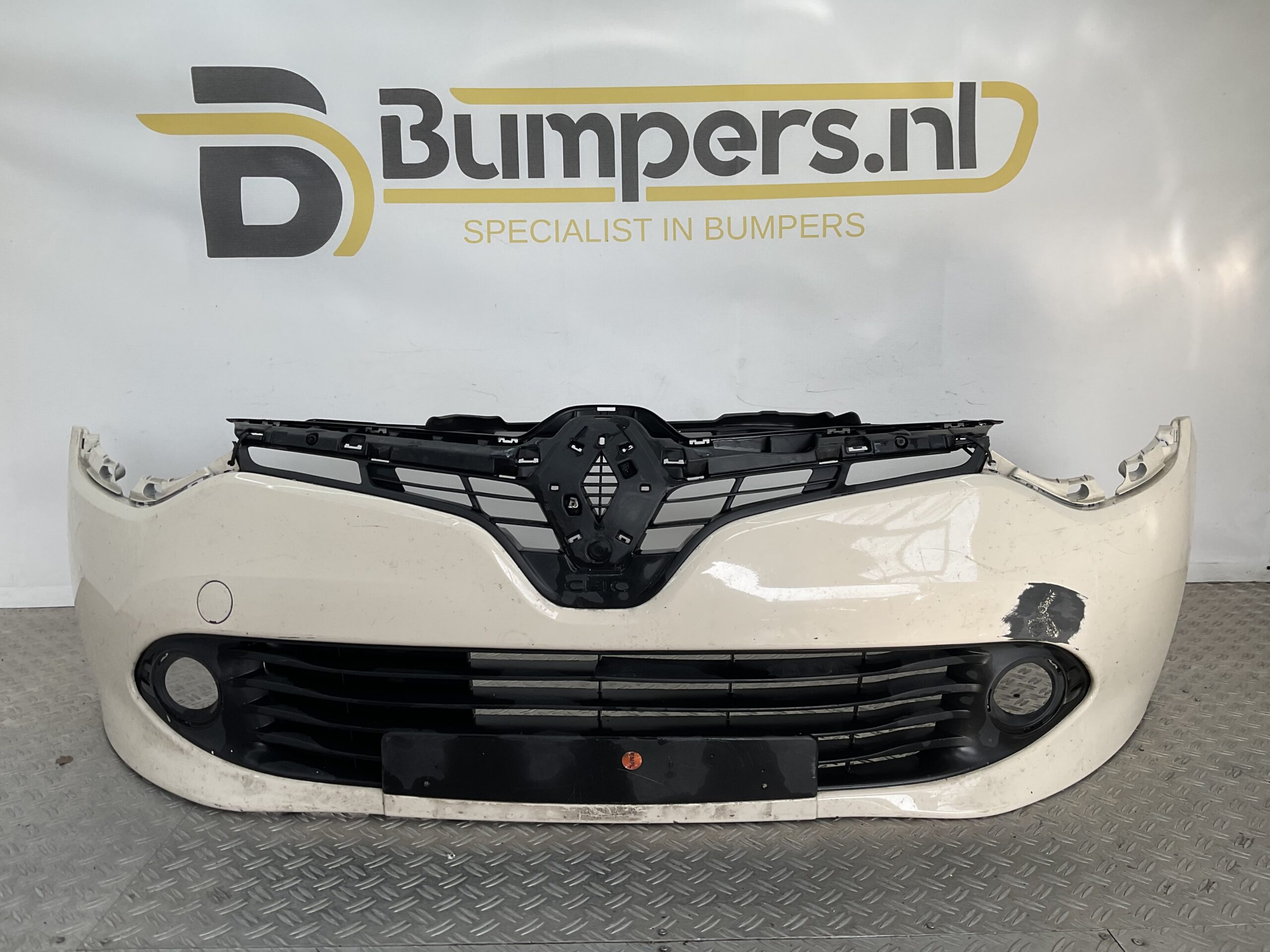 Bumper Renault Clio 4 2012-2015 620221112R Voorbumper F3-18062z