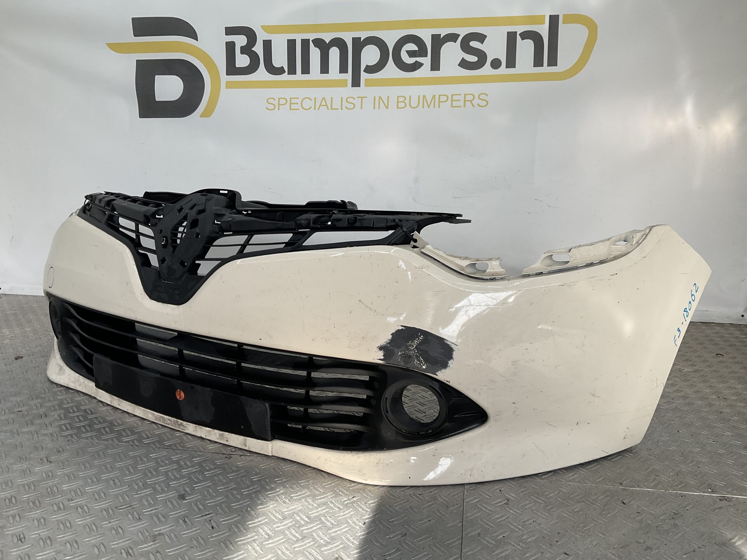 Bumper Renault Clio 4 2012-2015 620221112R Voorbumper F3-18062z