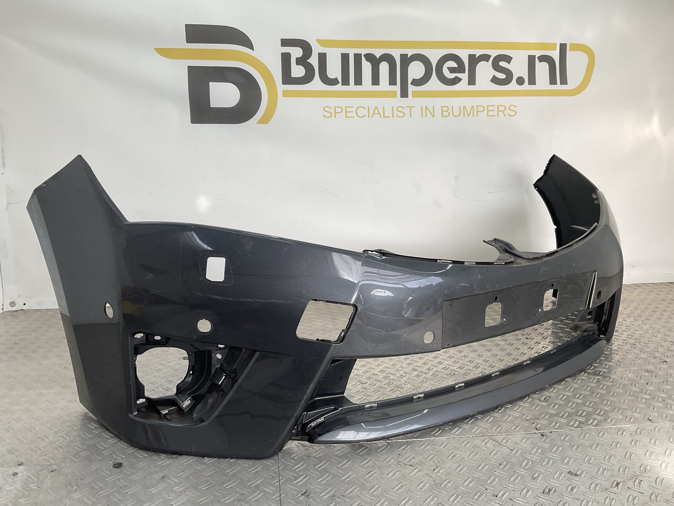 Bumper Toyota Corolla e16 e18 13-16 kls pdc 52119-02E50 Voorbumper D9-18067z