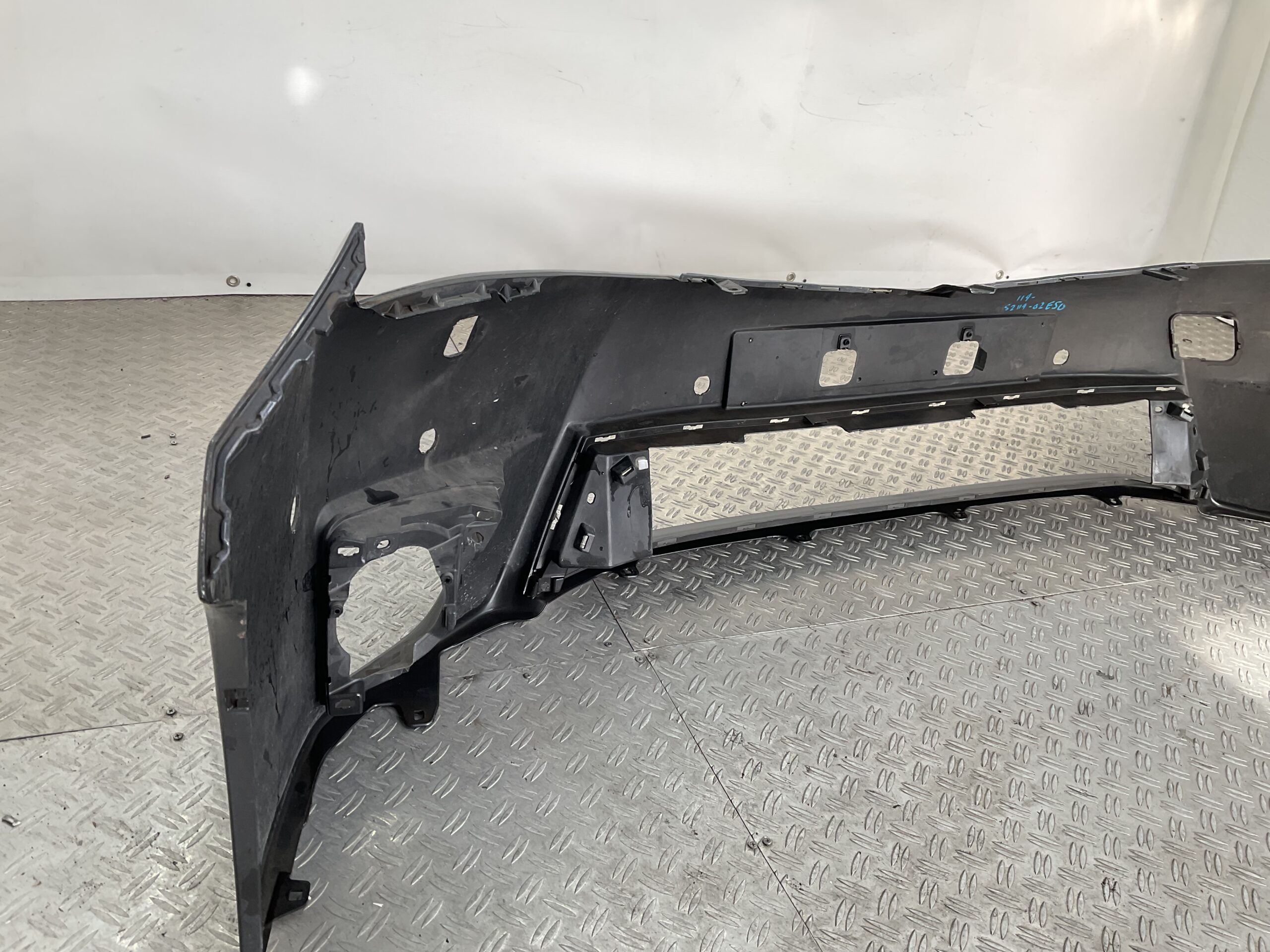 Bumper Toyota Corolla e16 e18 13-16 kls pdc 52119-02E50 Voorbumper D9-18067z