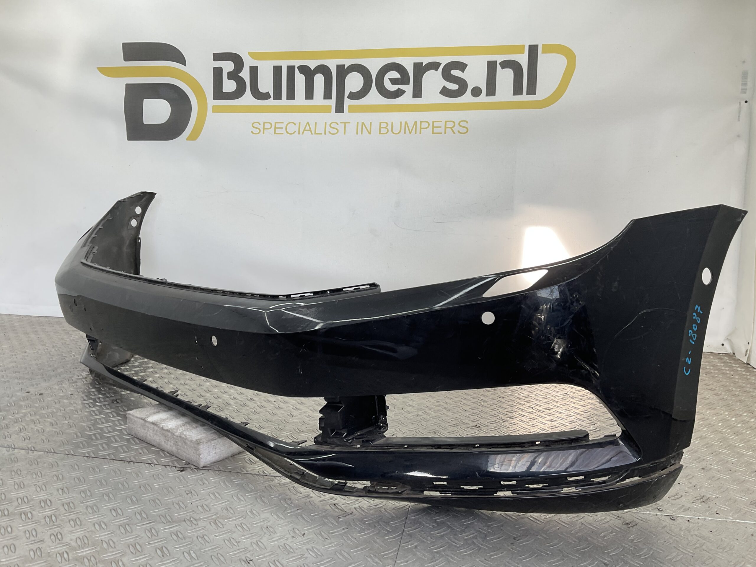 Bumper Volkswagen Passat B8 3G 15- 6xpdc 3G0807221a Voorbumper C2-18087z