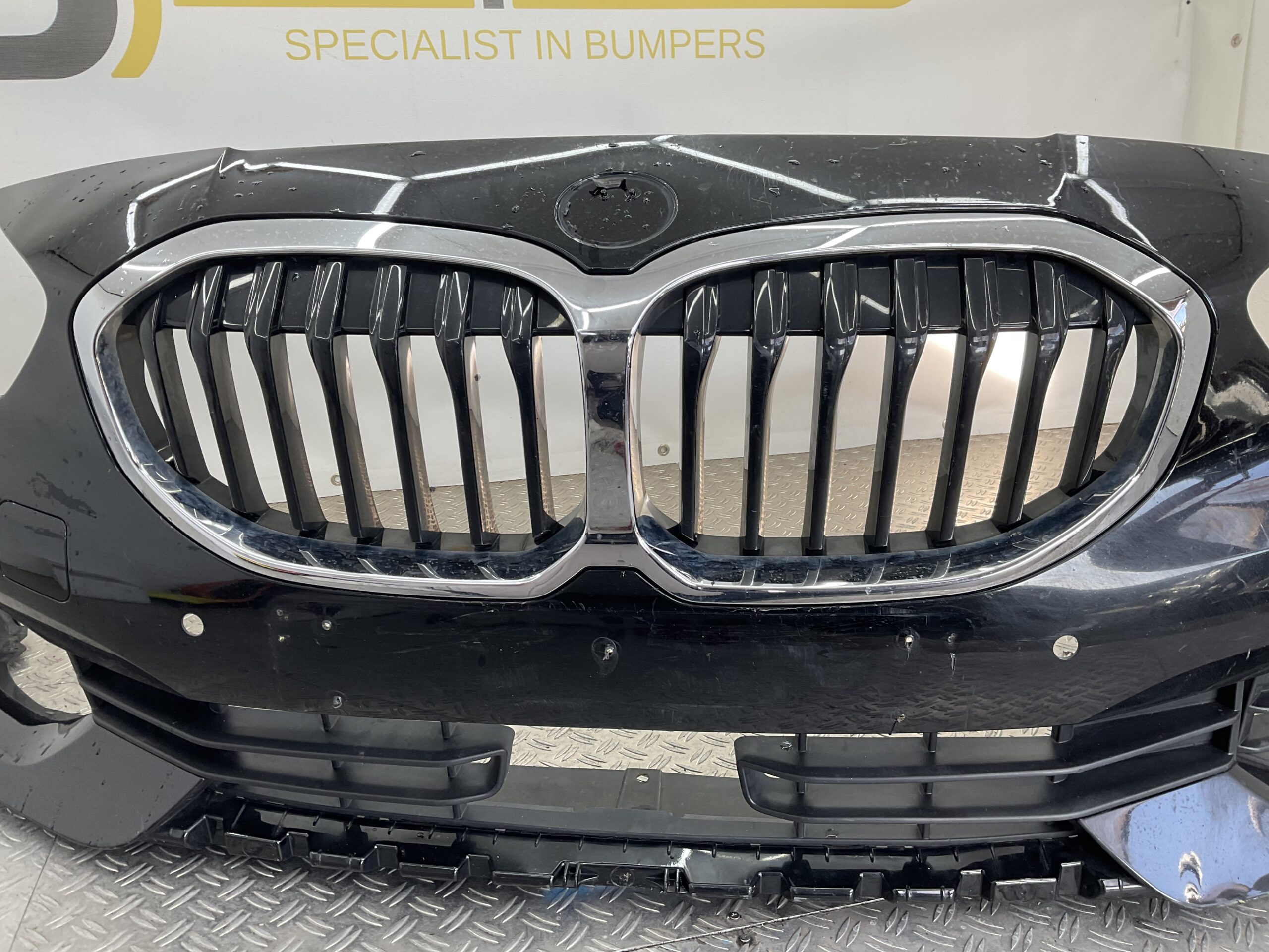 Bumper BMW 1 Serie F40 Sportline 19- 51117459708 Voorbumper K10-18090z