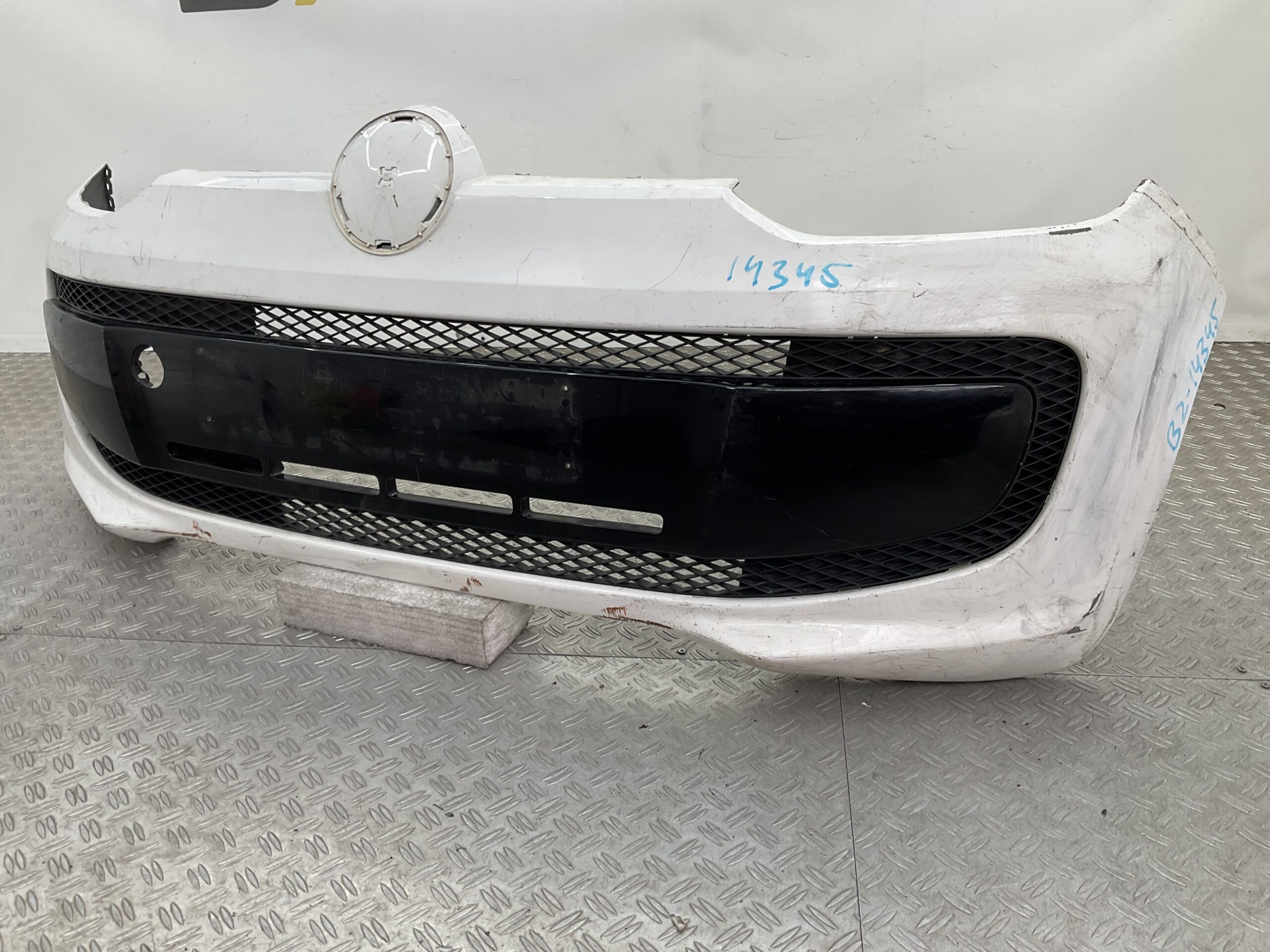 Bumper Volkswagen Up 11-16 1S0807221B Voorbumper 2-B2-14345z