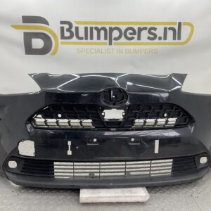 Bumper Toyota Yaris Cross 20-25 pdc 52119-0DC20 Voorbumper D5-15620z