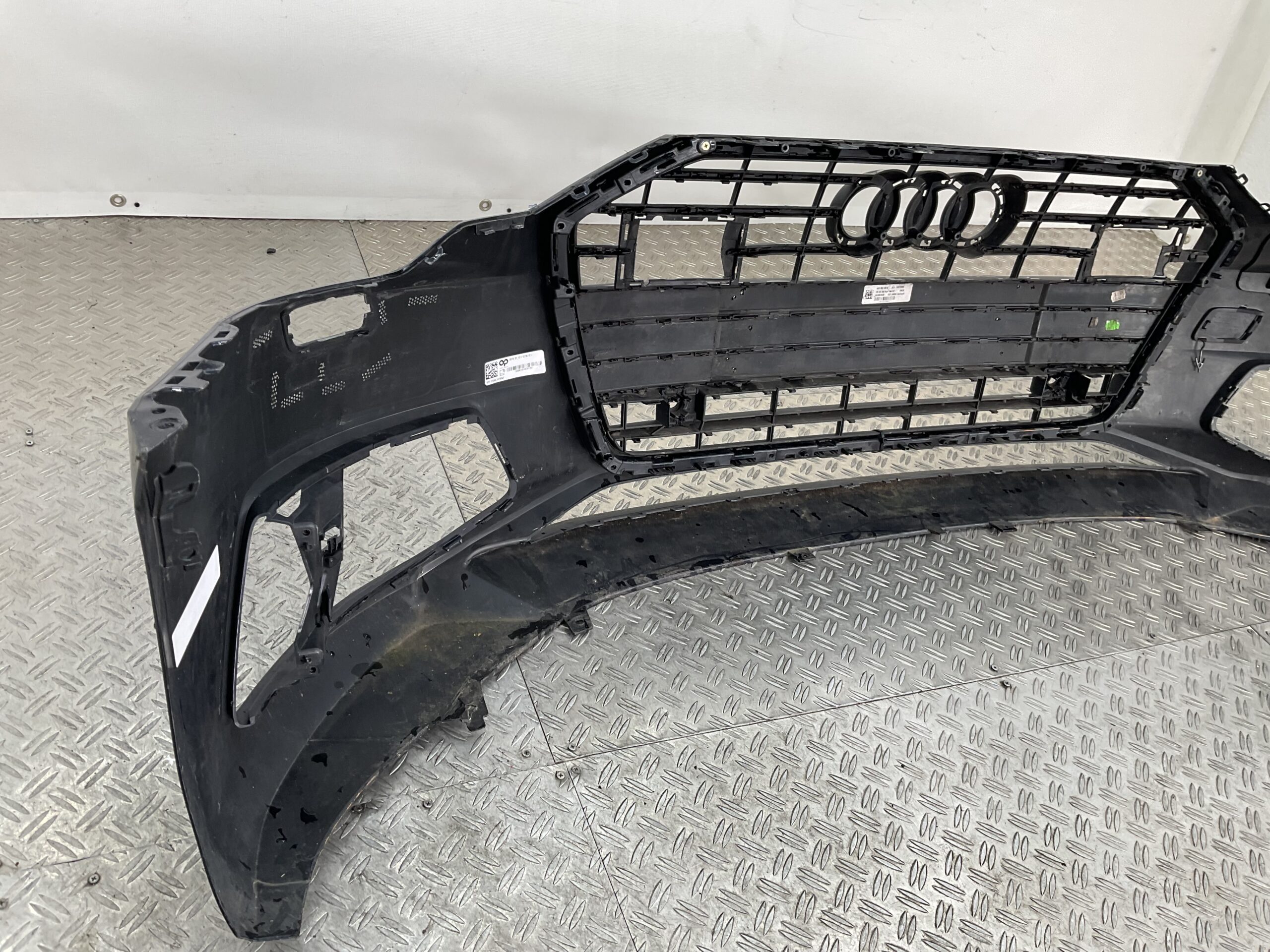 Bumper Audi A6 4K C8 kls 19-21 4K0807437A Voorbumper H3-15010z