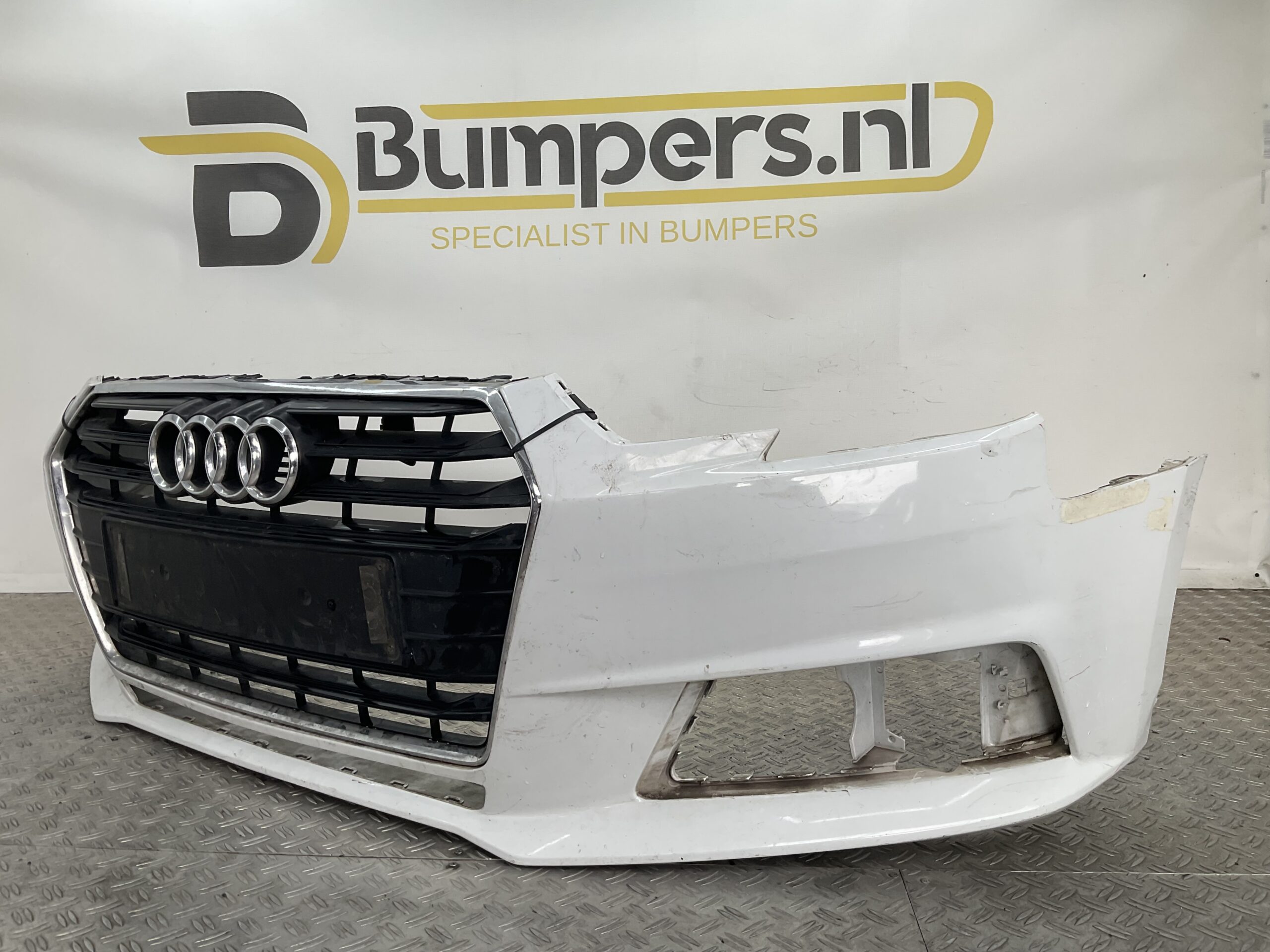 Bumper Audi A4 BW0 B9 Normaal 14-17 8W0807437 Voorbumper H3-15799z