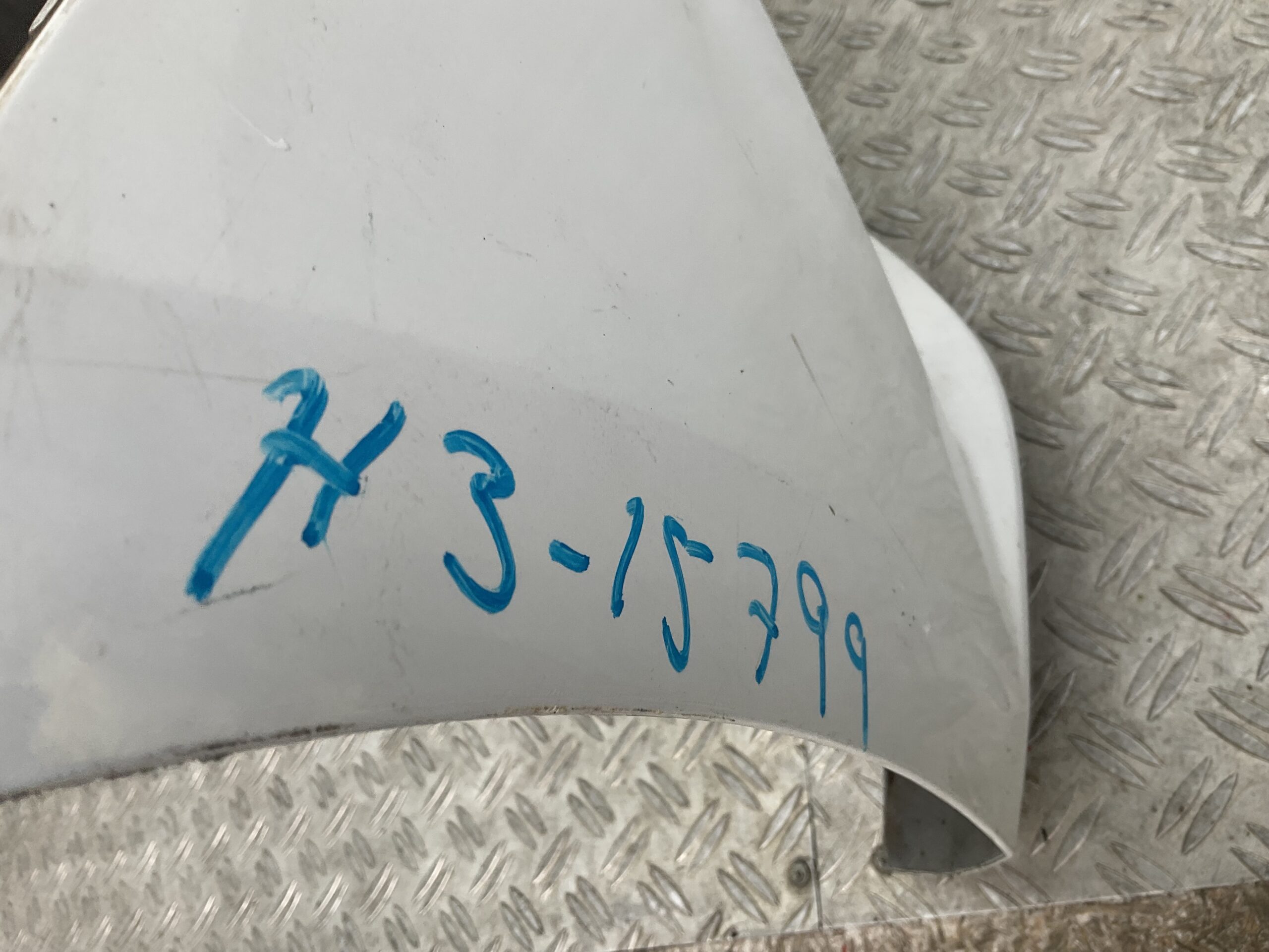 Bumper Audi A4 BW0 B9 Normaal 14-17 8W0807437 Voorbumper H3-15799z