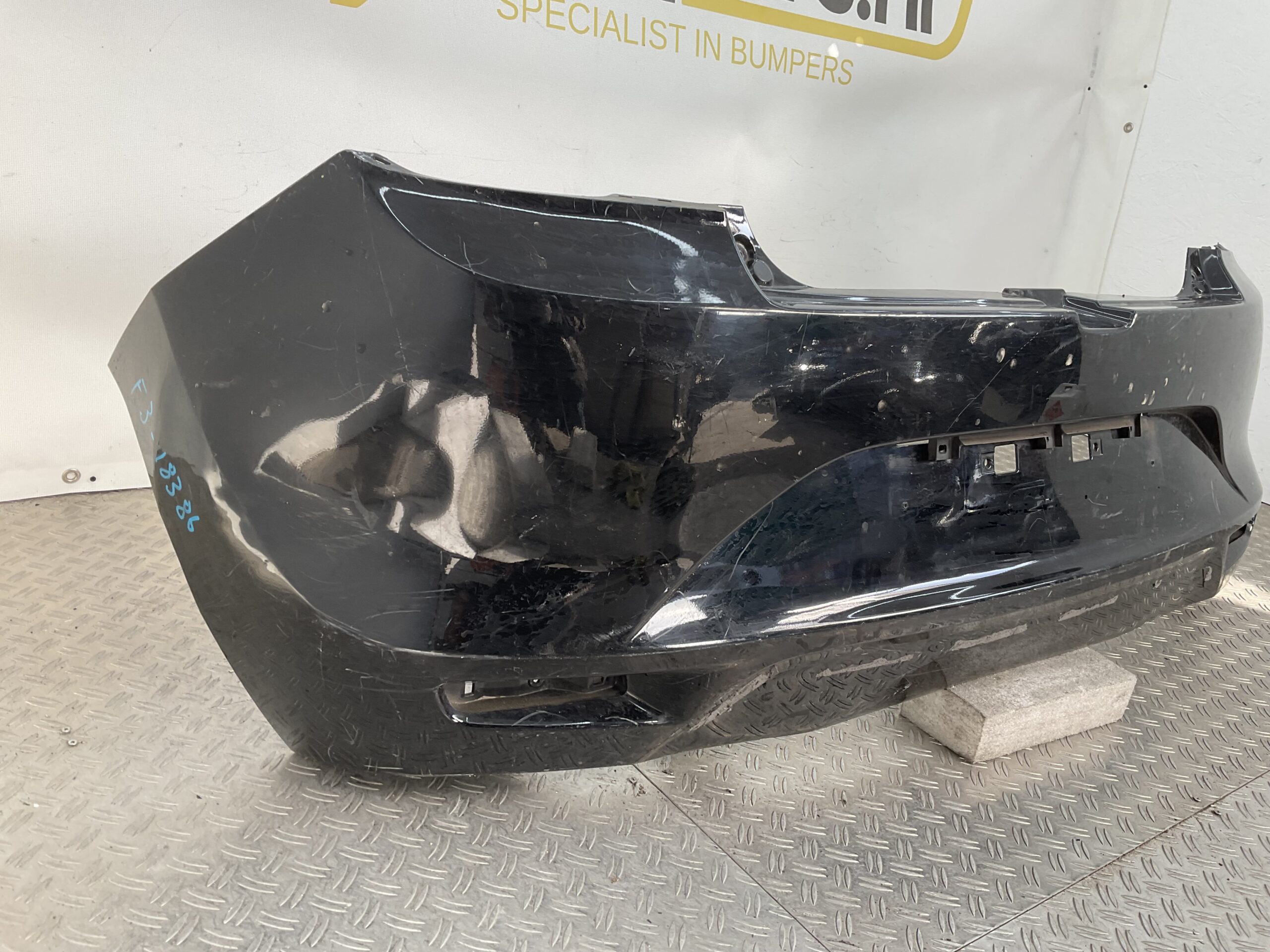 Bumper Suzuki Baleno IV 15- 71811M68P10799 Achterbumper F3-18386