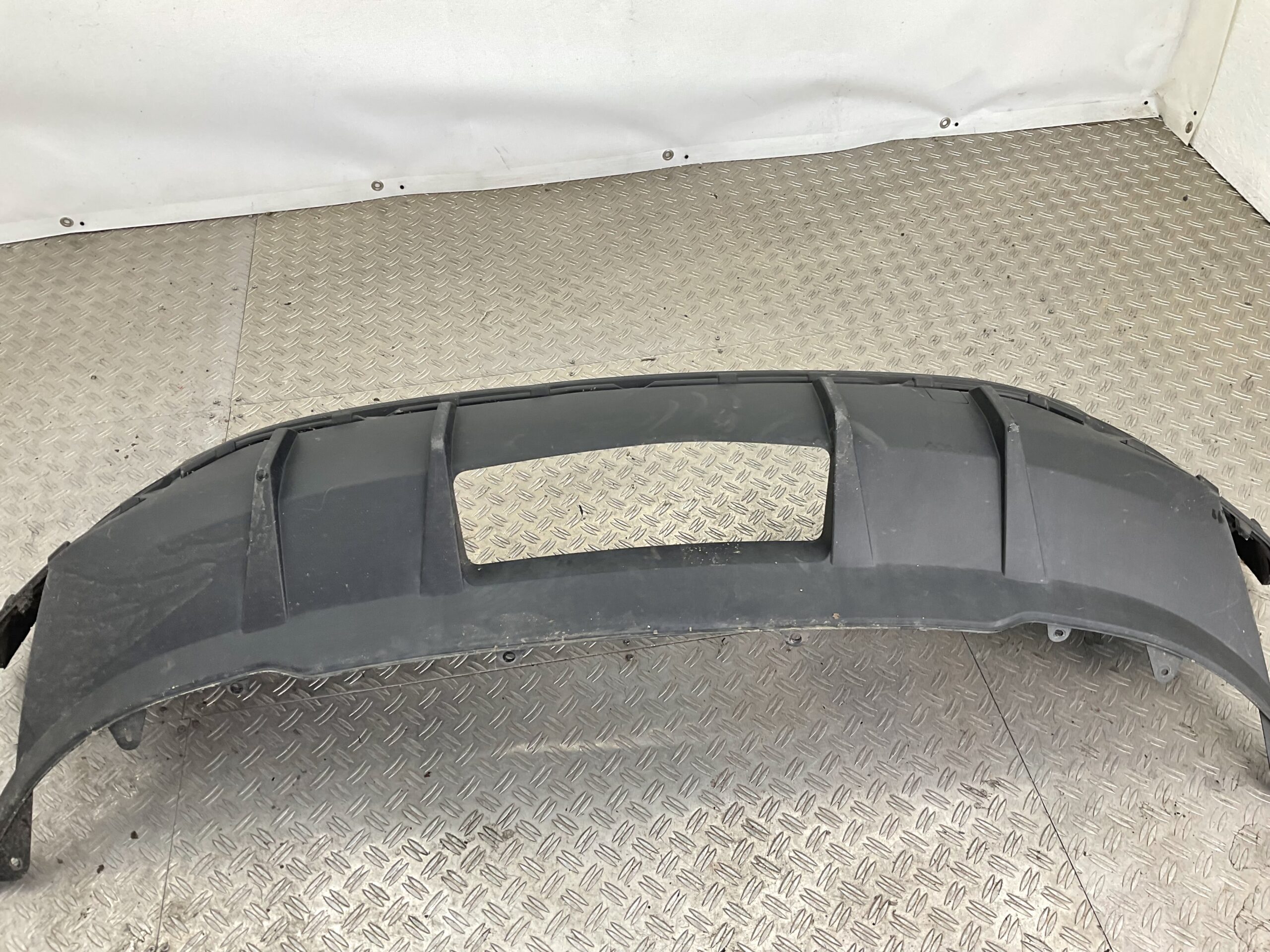 Bumper Audi Q3 F3 18- 83F807521B Achterbumper lip F3-18469